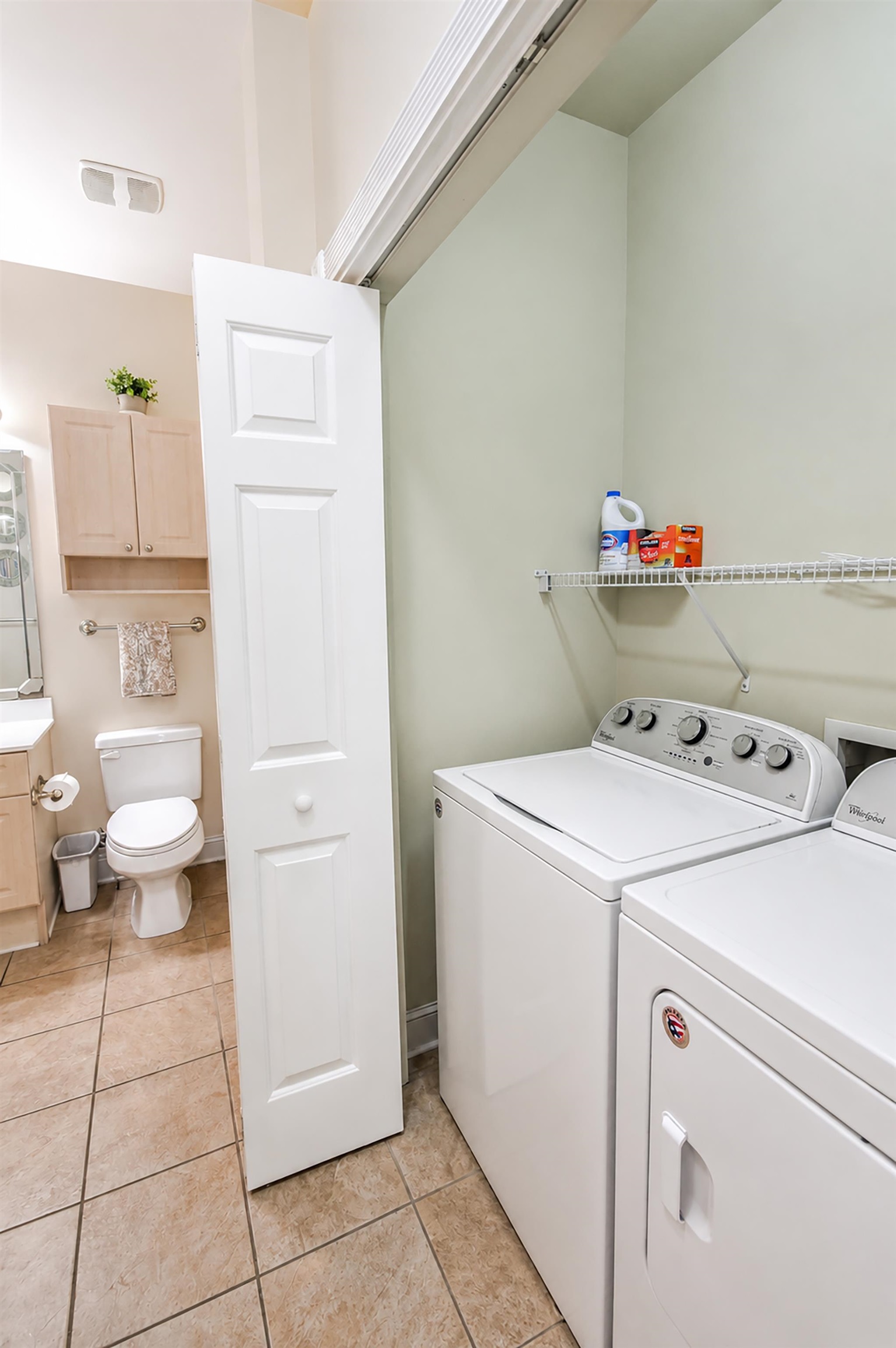 4898 Luster Leaf Circle Property Photo 32