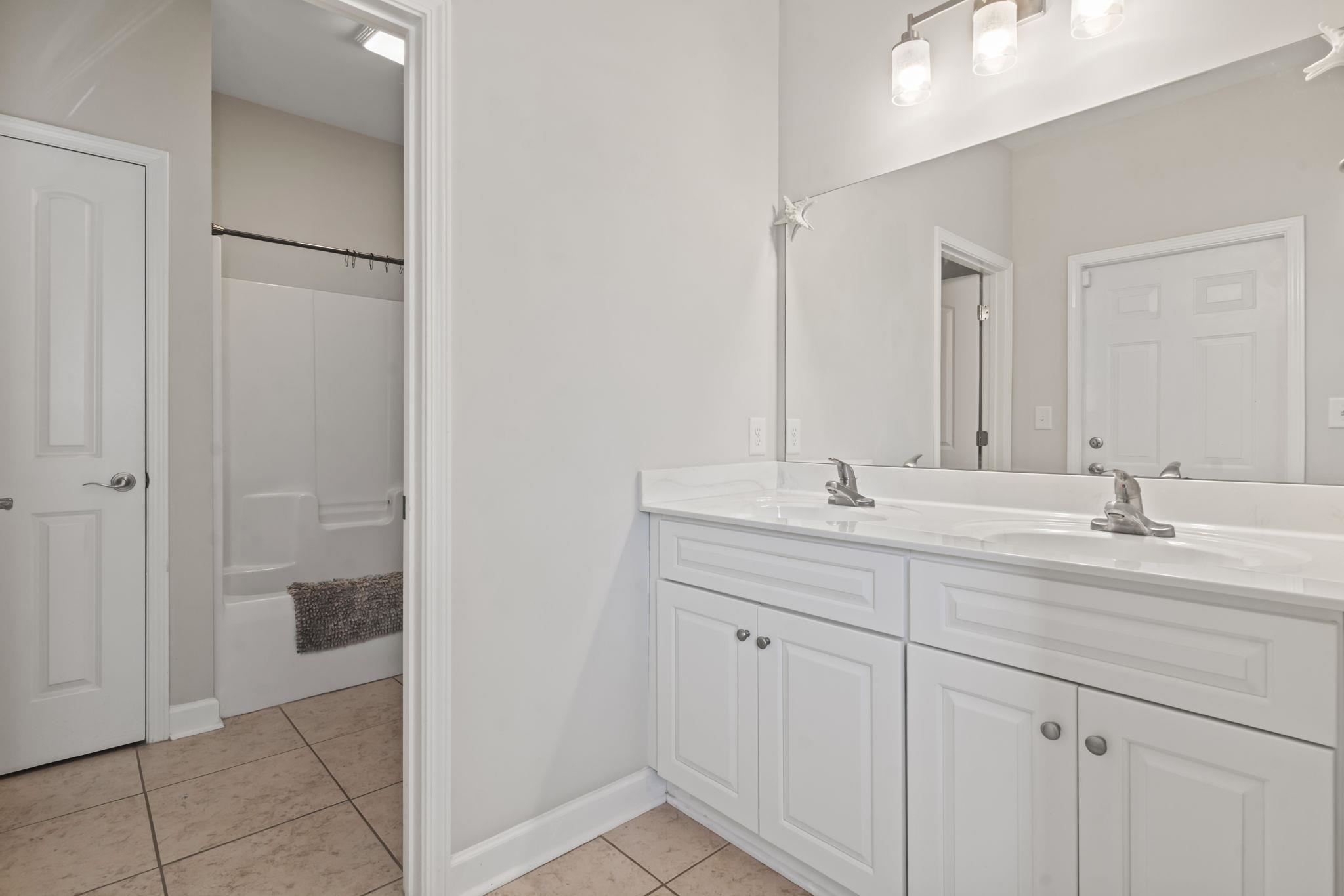 514 Vallecrosia Ct. Property Photo 6