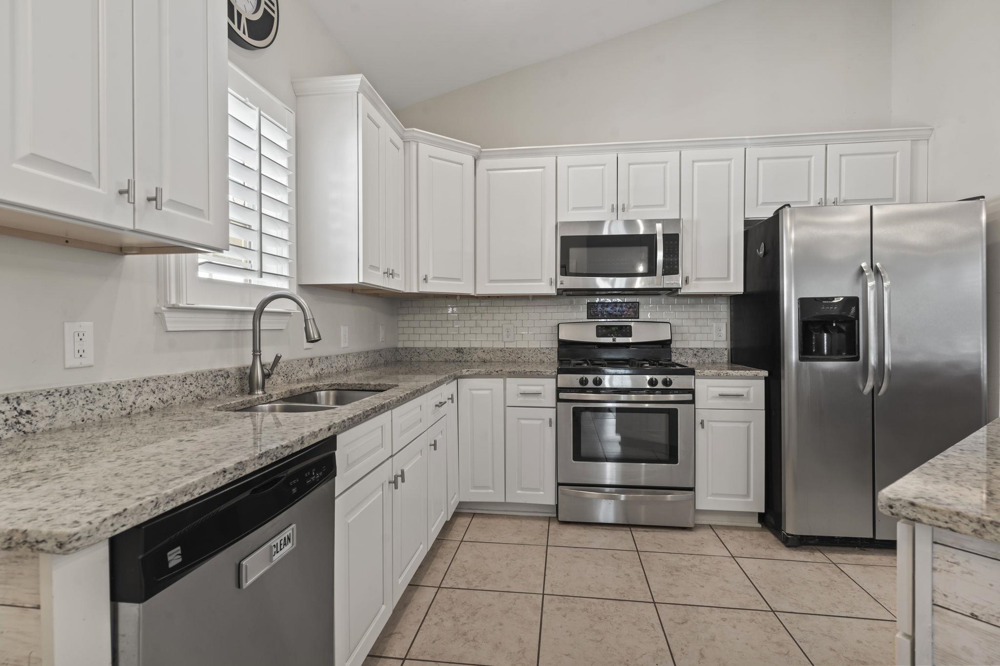 514 Vallecrosia Ct. Property Photo 18