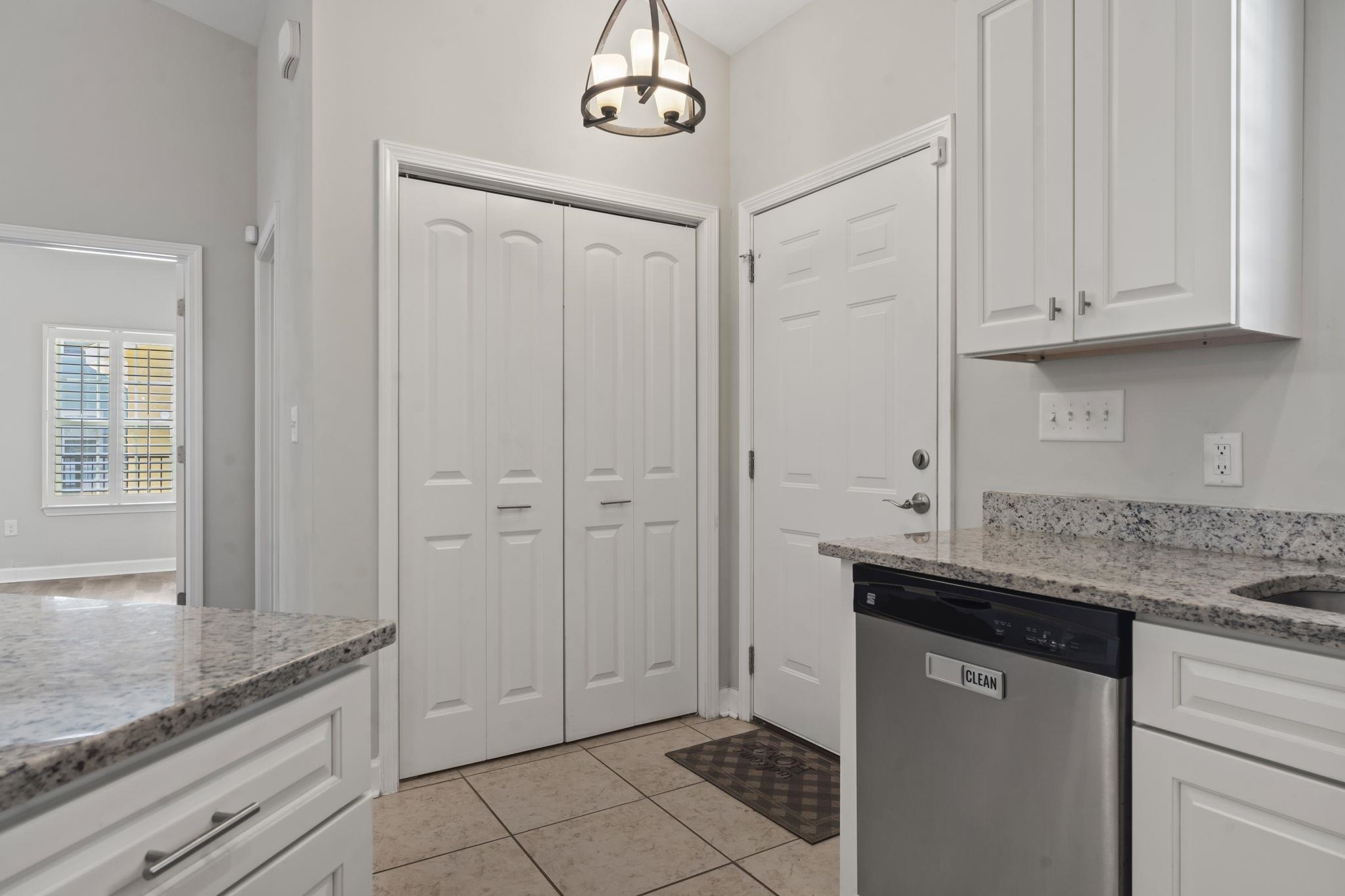 514 Vallecrosia Ct. Property Photo 20