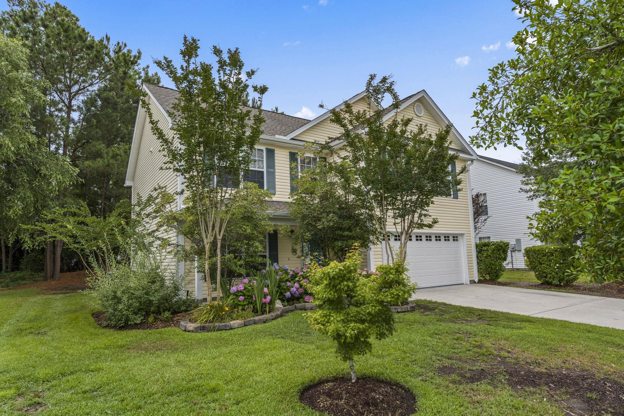 136 Molinia Dr. Property Photo 39