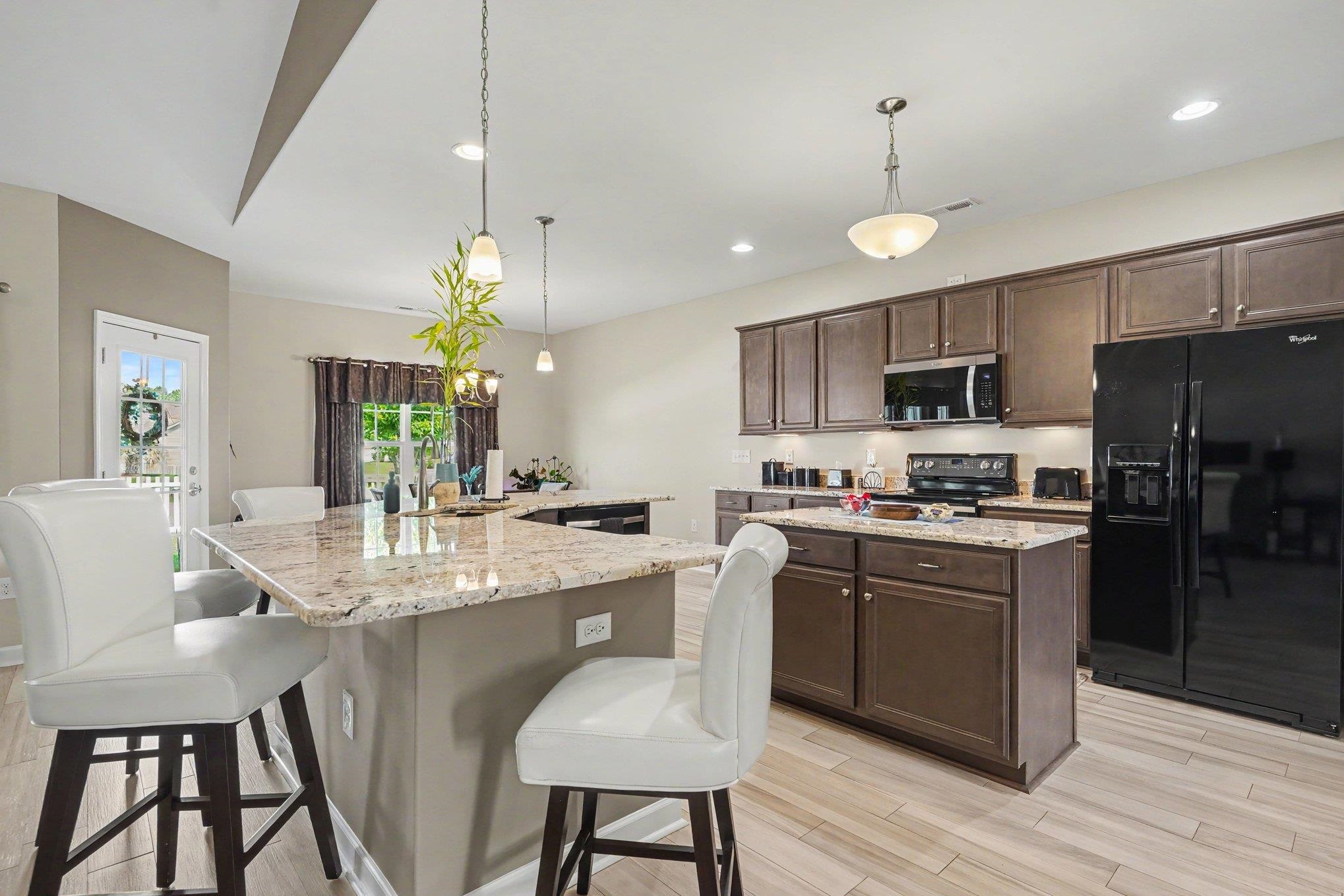 1218 White Fox Ct. Property Photo 4