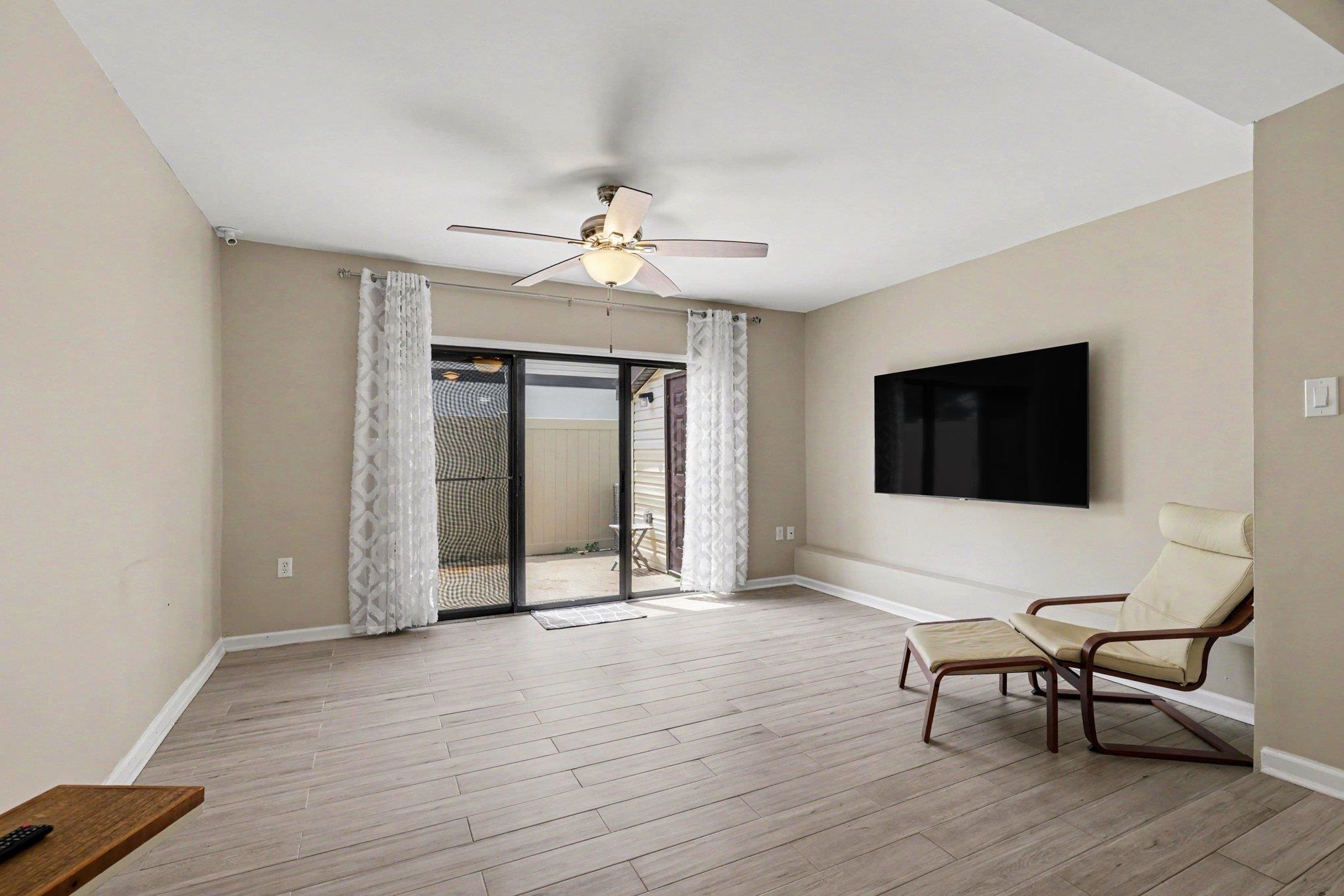 1012 Possum Trot Rd. Property Photo 6