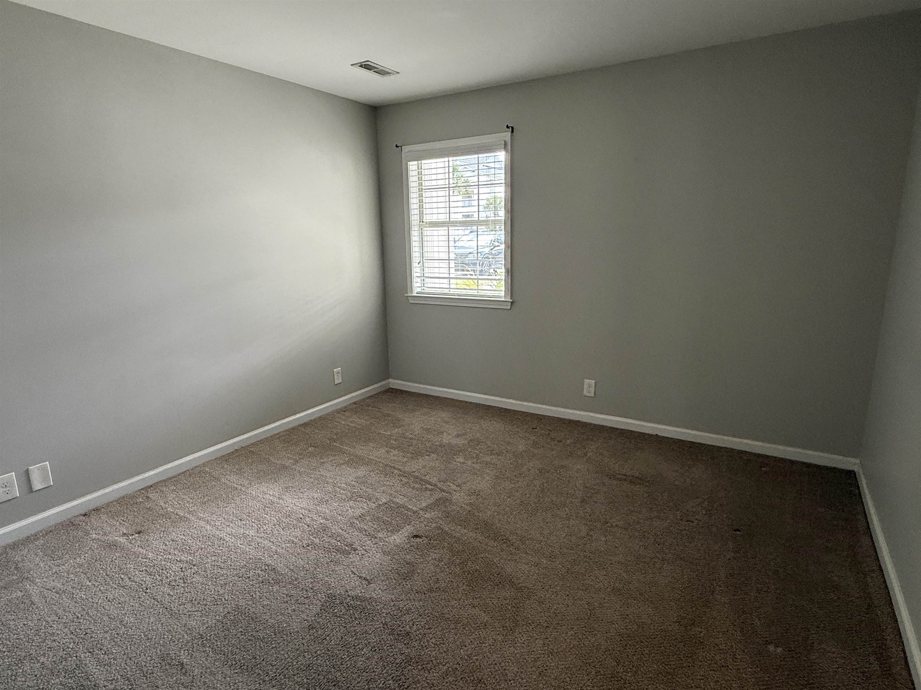 653 Tupelo Ln. Property Photo 14
