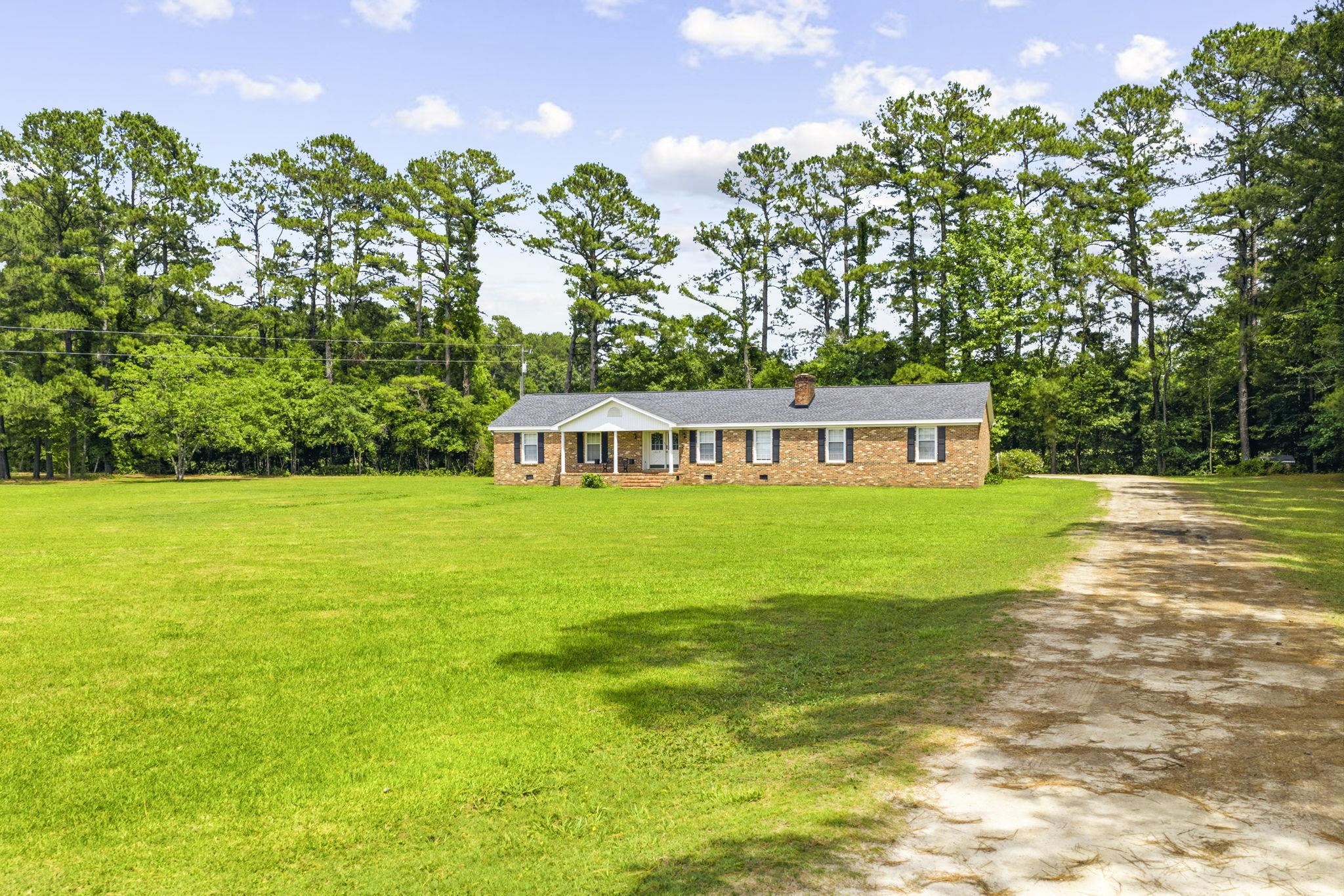 1315 Sioux Swamp Dr. Property Photo 1