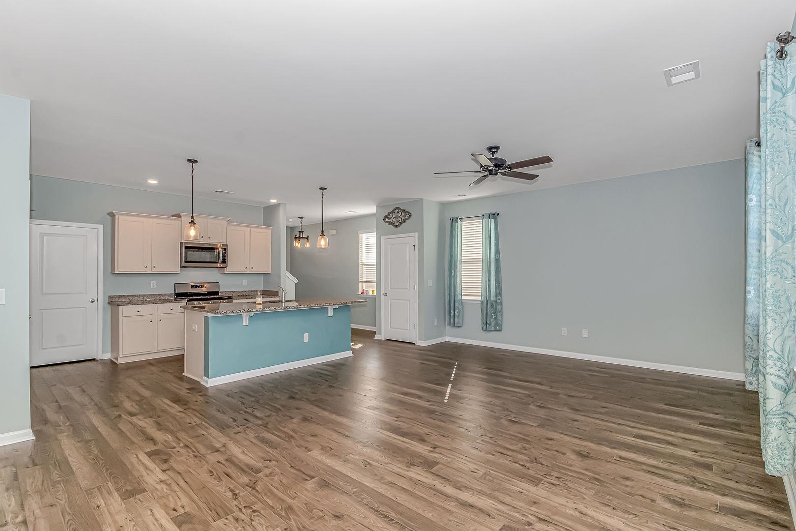 228 Pin Oak Dr. Property Photo 7
