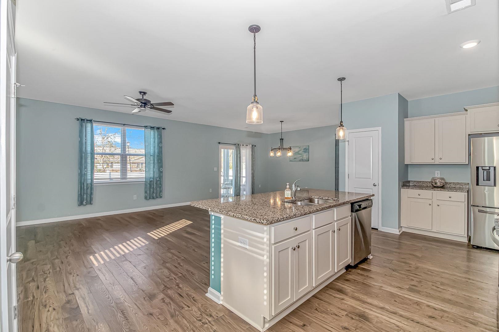 228 Pin Oak Dr. Property Photo 11