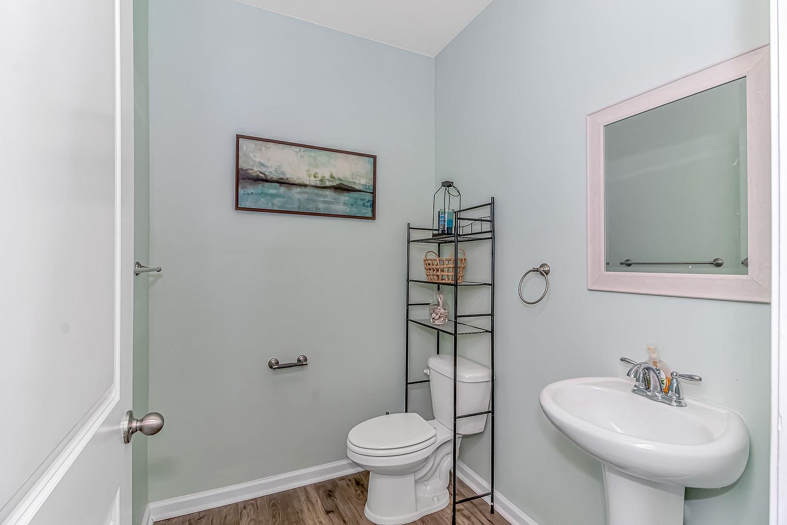 228 Pin Oak Dr. Property Photo 18