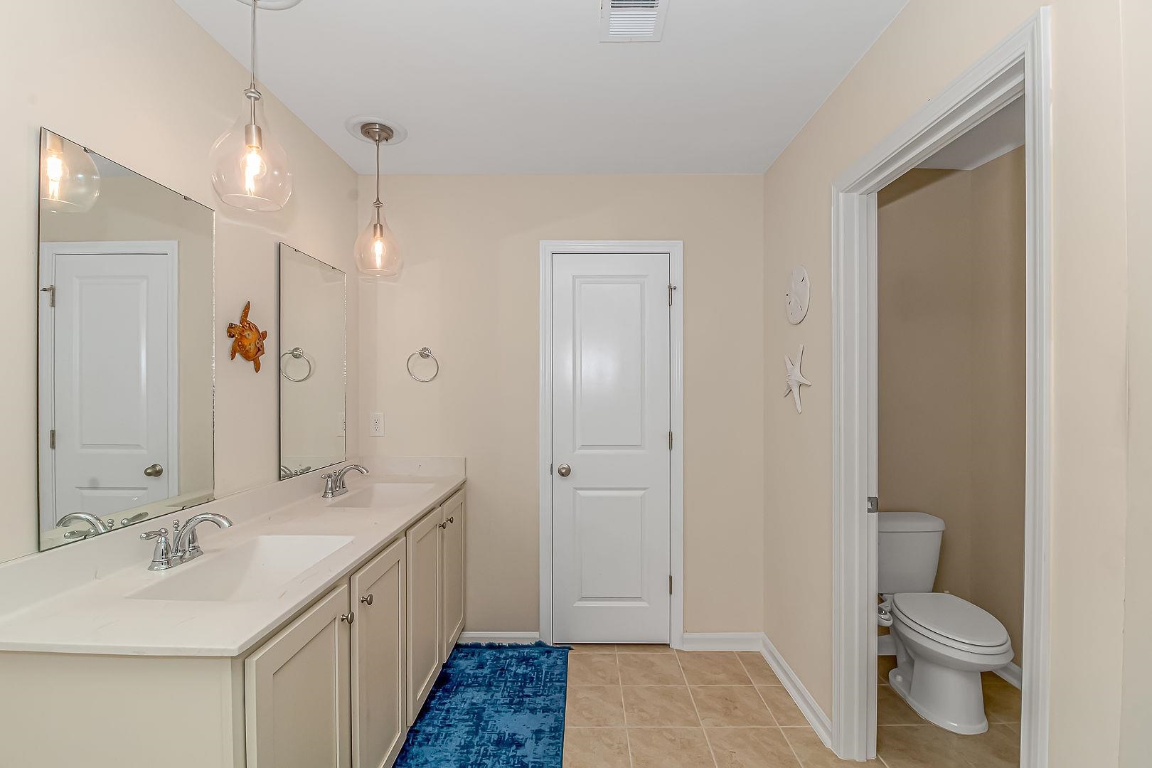 228 Pin Oak Dr. Property Photo 22
