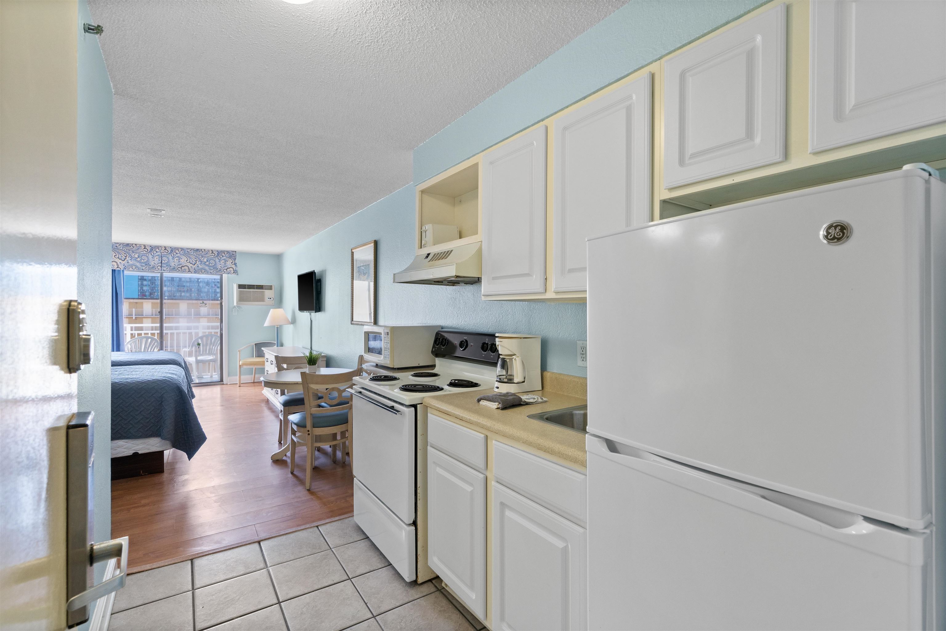 1207 S Ocean Blvd. Property Photo 2