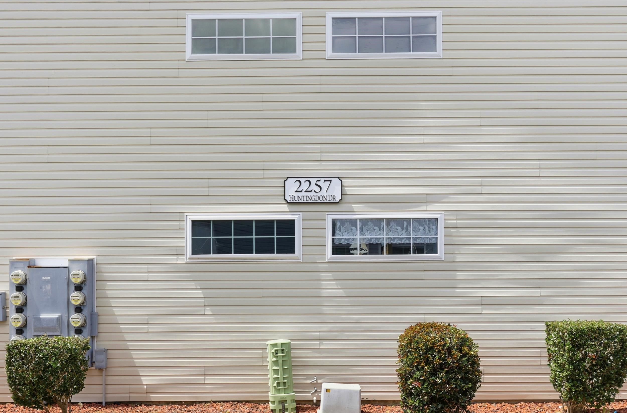 2257 Huntingdon Dr. Property Photo 23