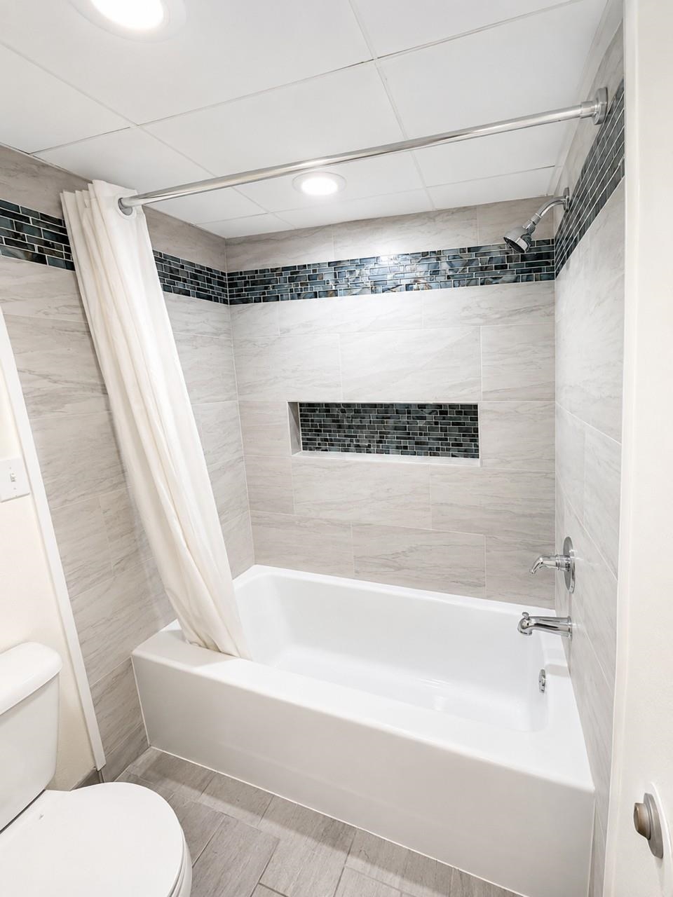 2300 N Ocean Blvd. Property Photo 22