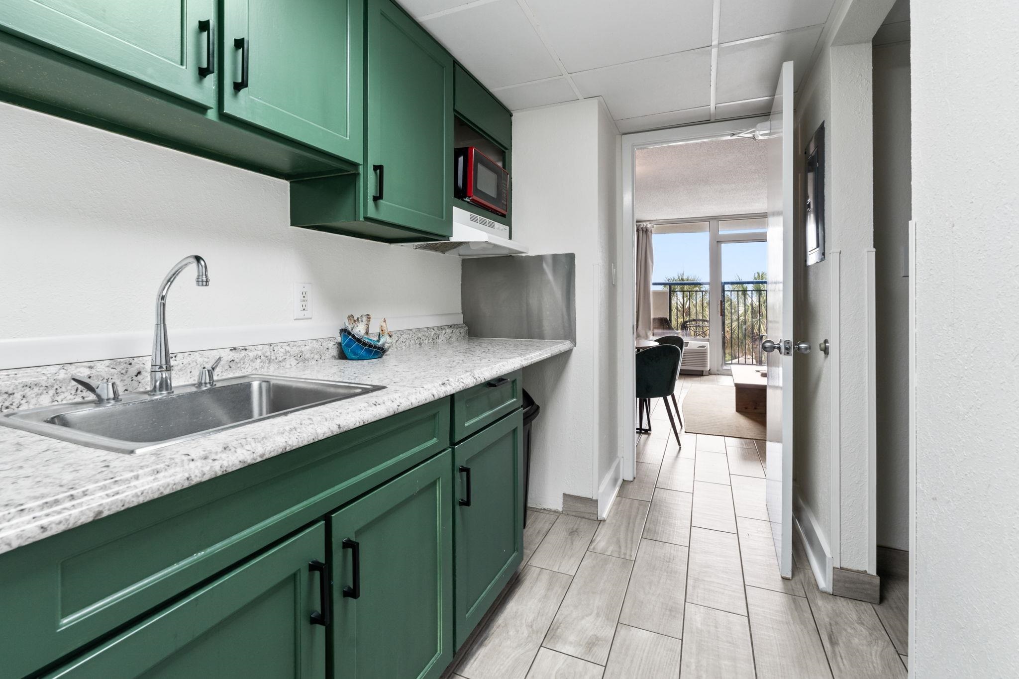 2300 N Ocean Blvd. Property Photo 24