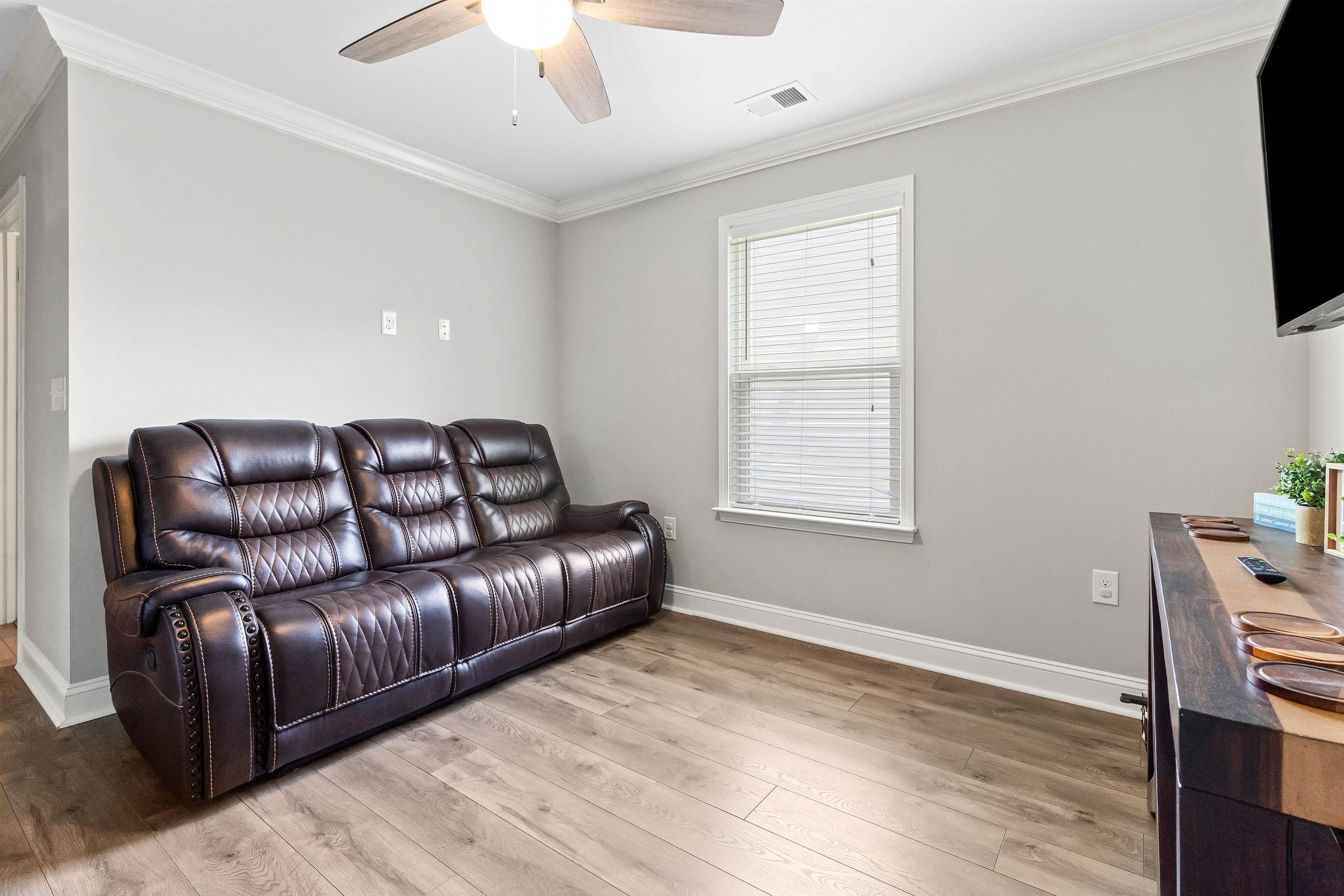163 Long Leaf Pine Dr. Property Photo 5