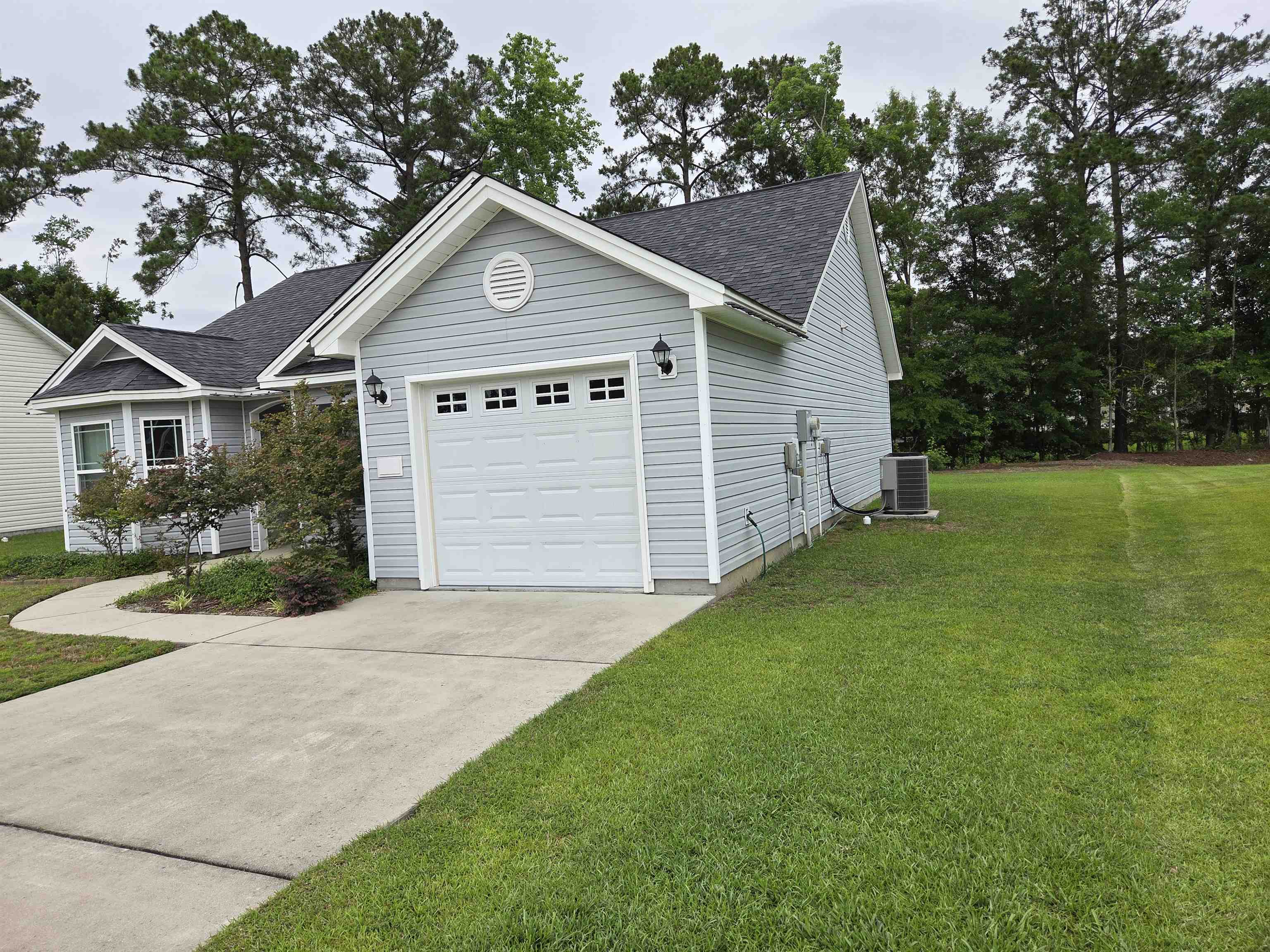 145 Ecum Secum Pl. Property Photo 2