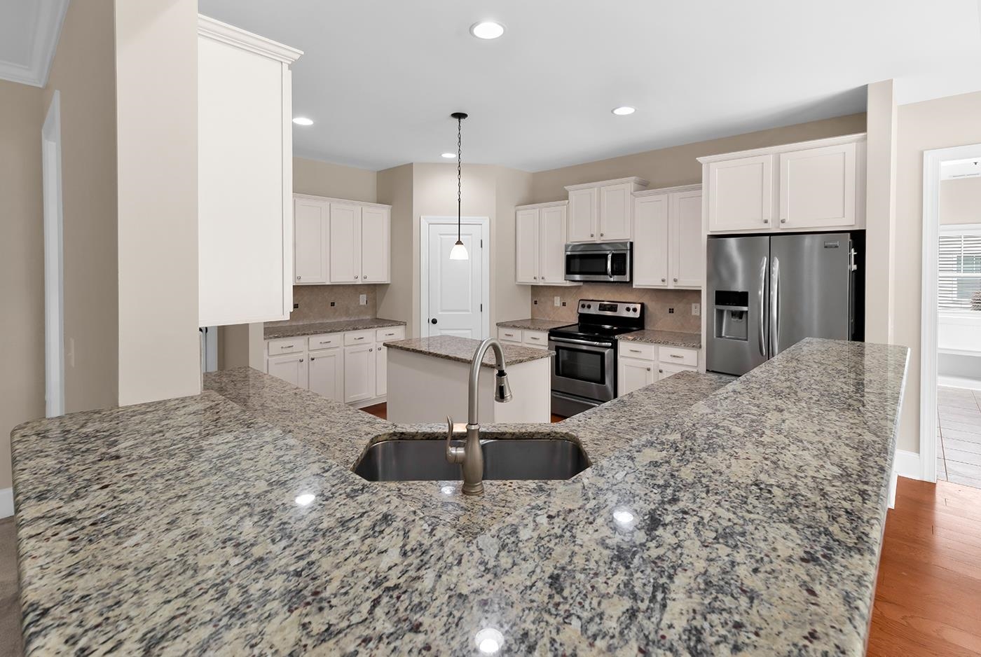 400 San Benito Ct. Property Photo 22