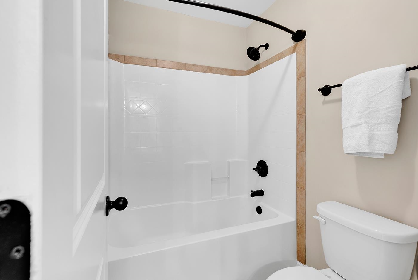 400 San Benito Ct. Property Photo 34
