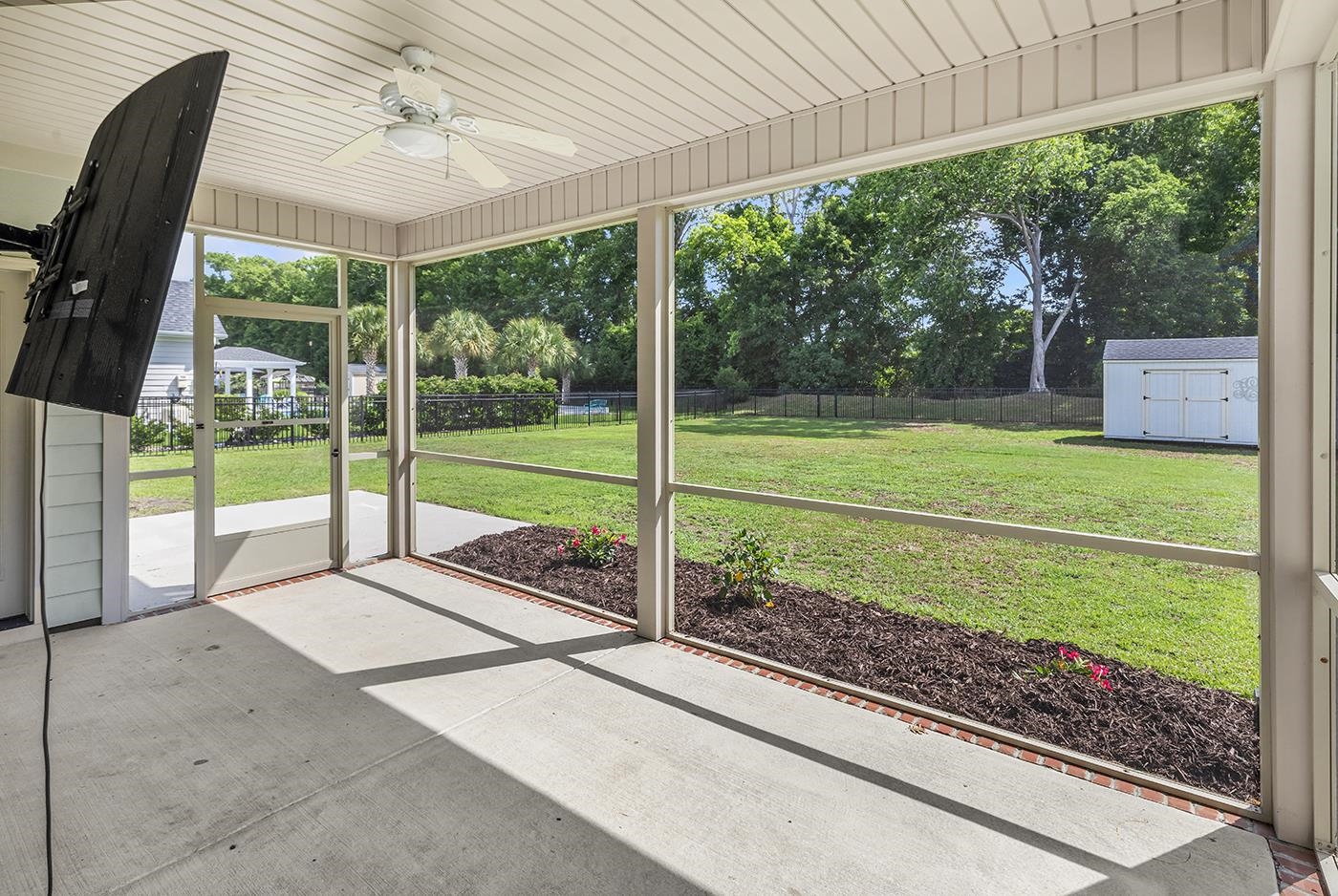 400 San Benito Ct. Property Photo 54