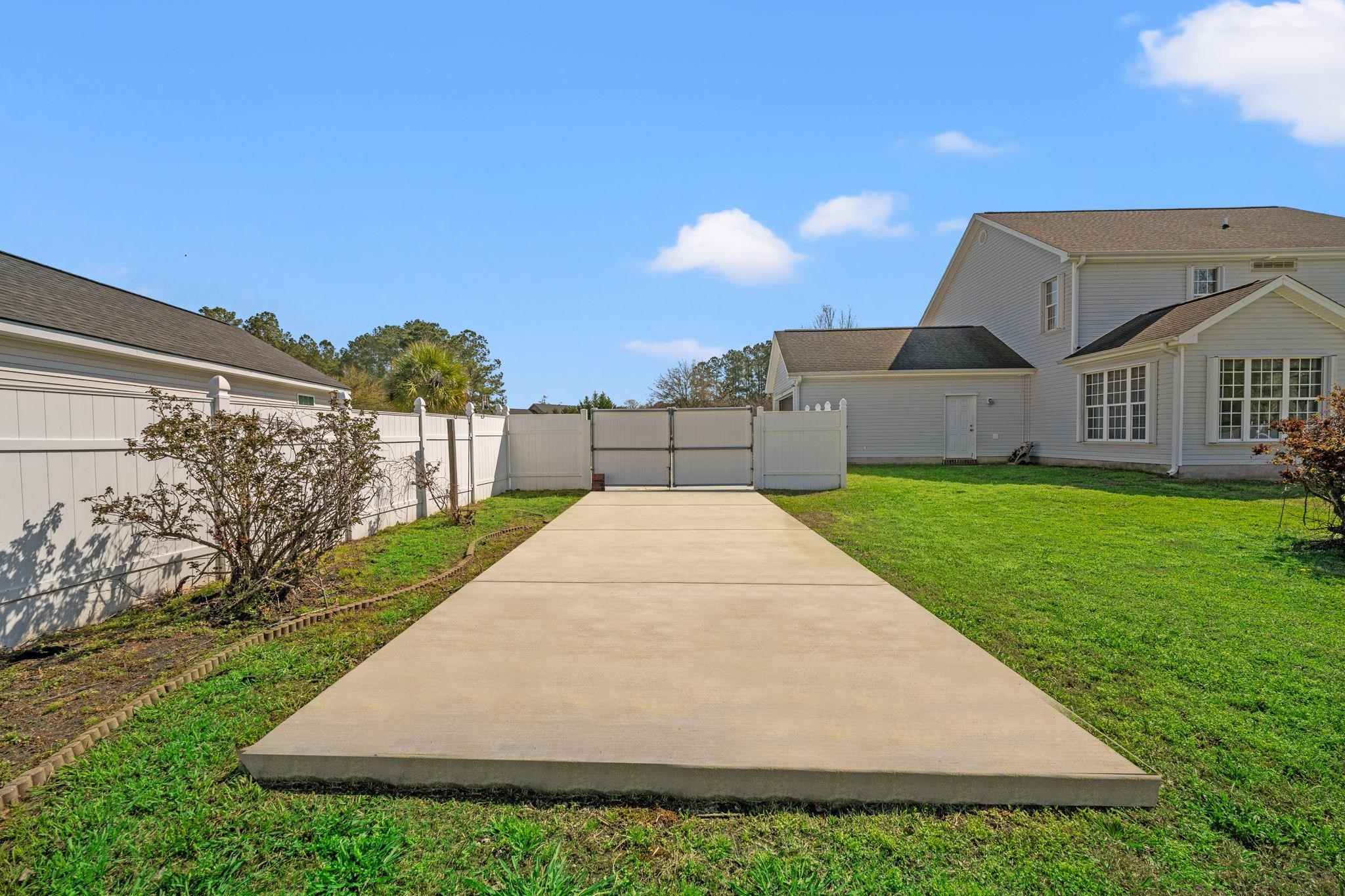 261 Ashepoo Creek Dr. Property Photo 46