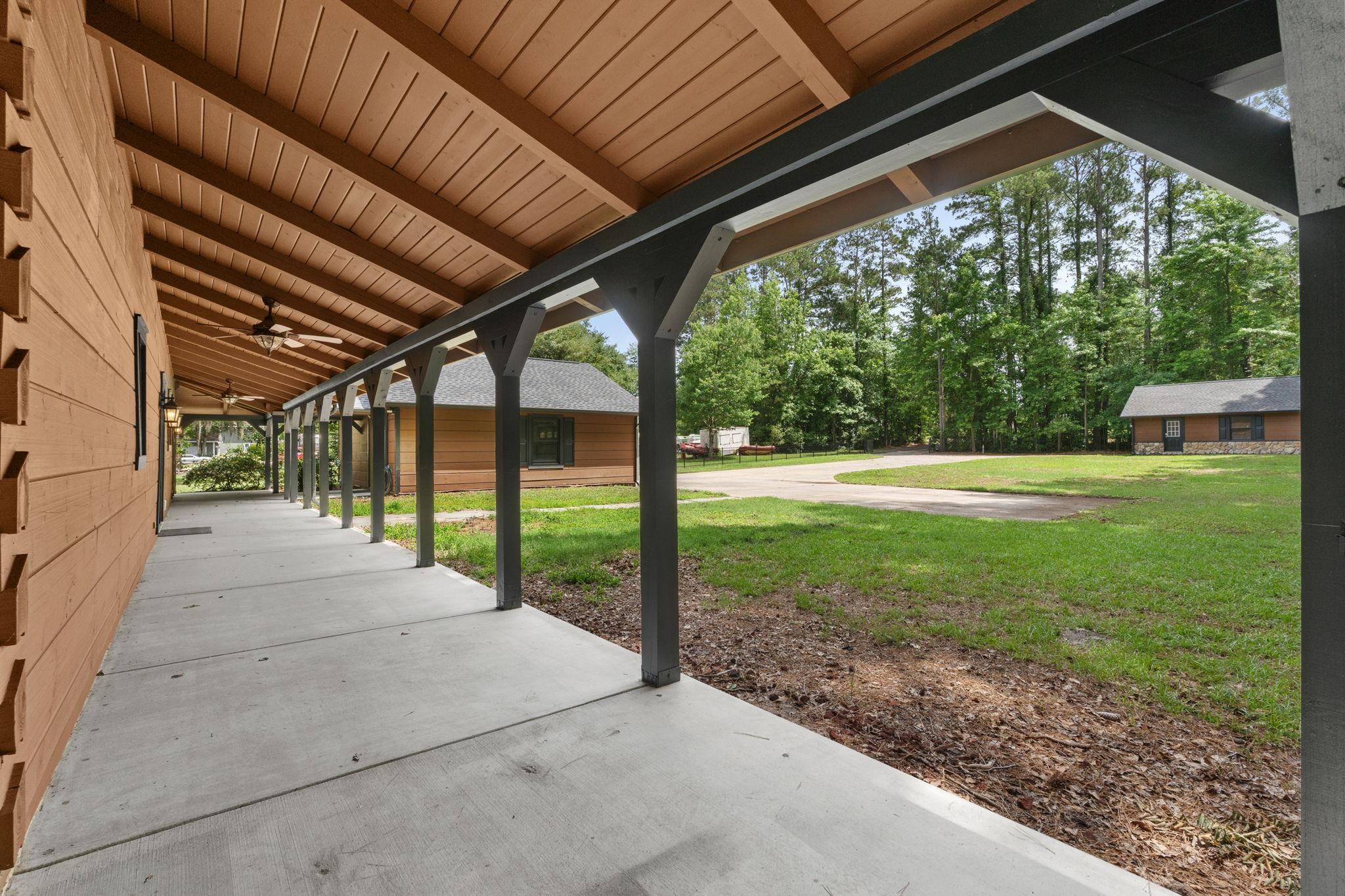 3083 Wildhorse Dr. Property Photo 3