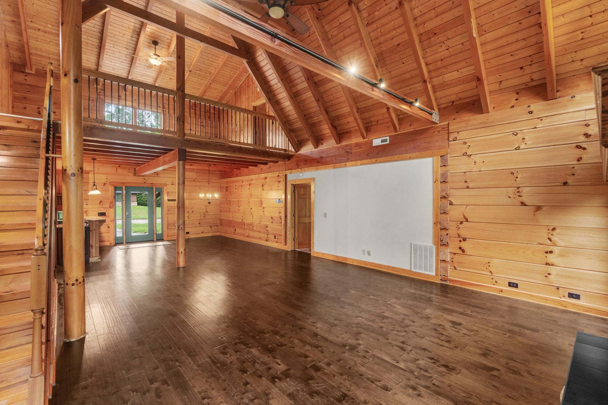 3083 Wildhorse Dr. Property Photo 10