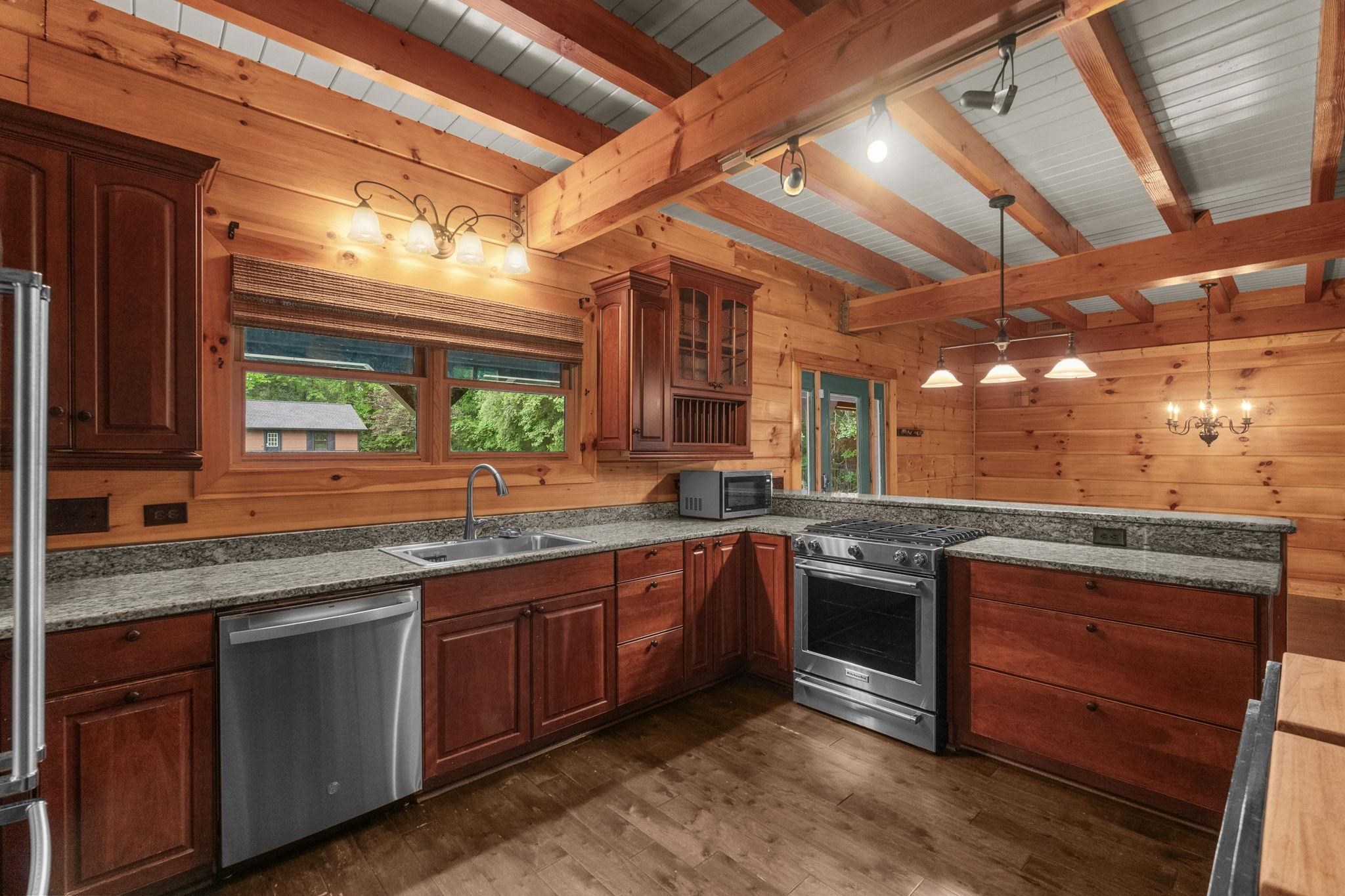 3083 Wildhorse Dr. Property Photo 16