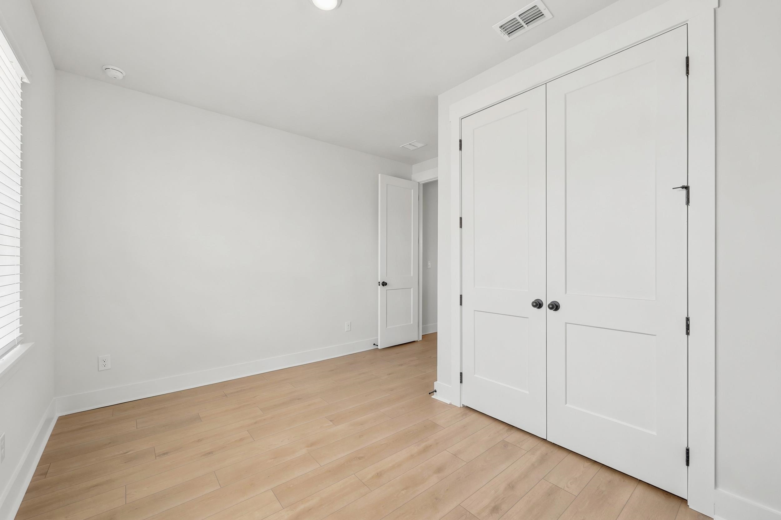 988 Triton Ave. Property Photo 34