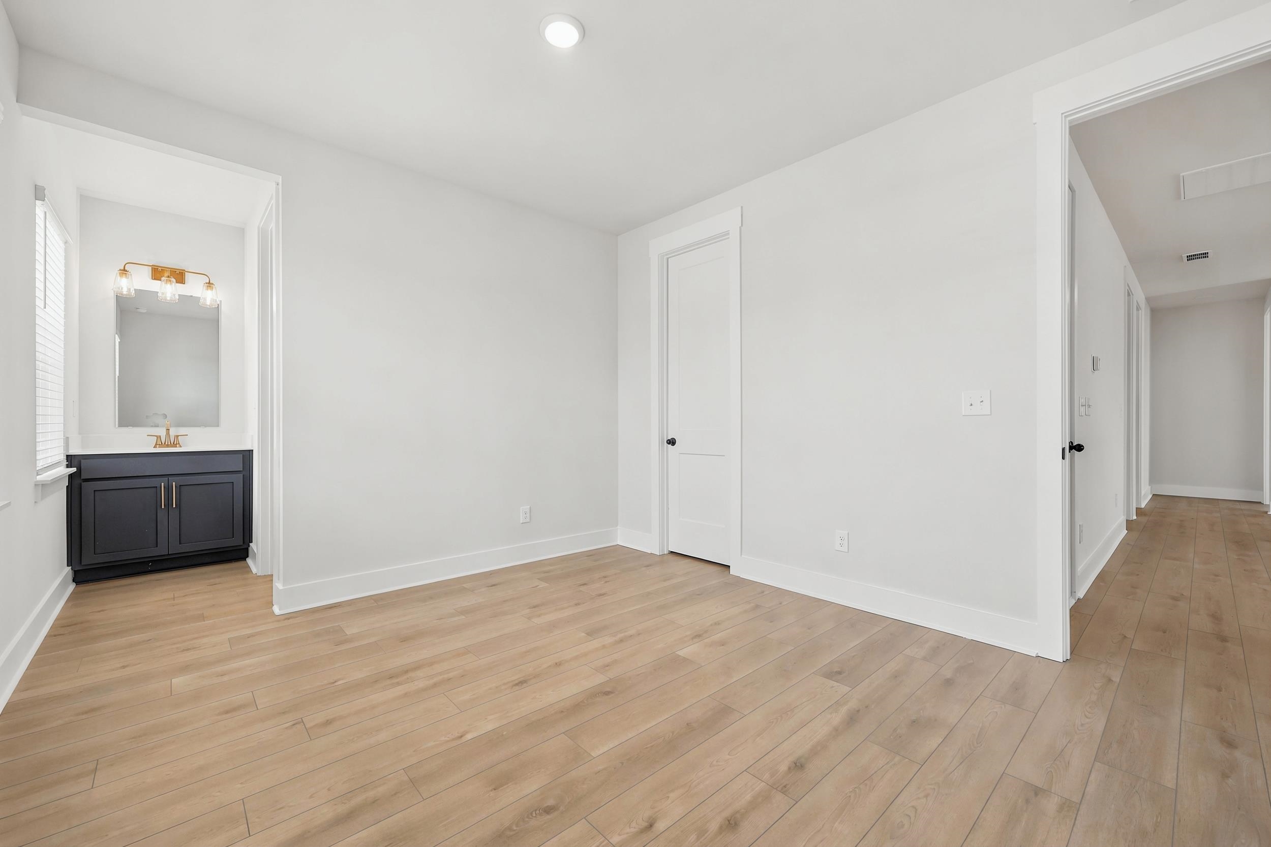 988 Triton Ave. Property Photo 37
