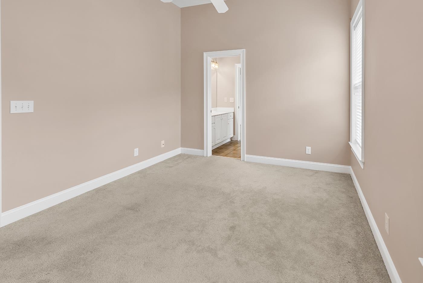 5606 Leatherleaf Dr. Property Photo 42