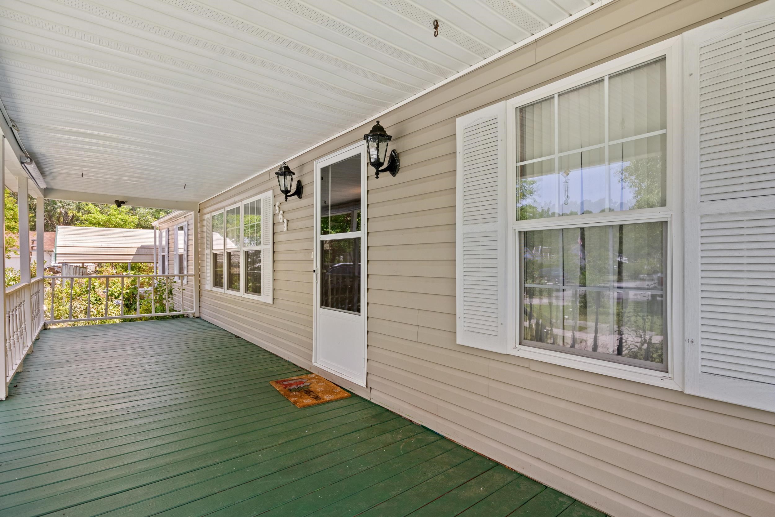 563 Plum Ct. Property Photo 3
