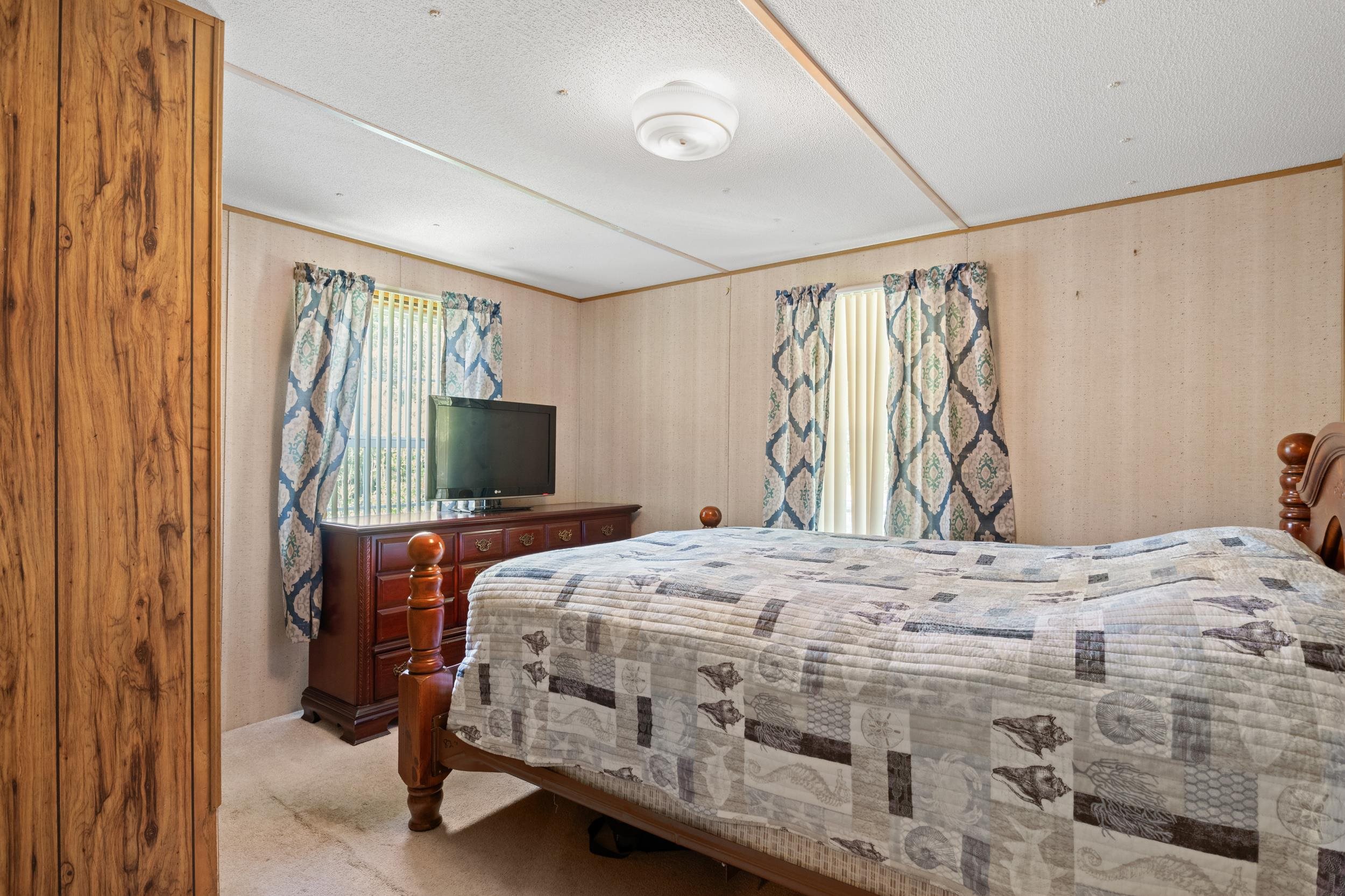 563 Plum Ct. Property Photo 4