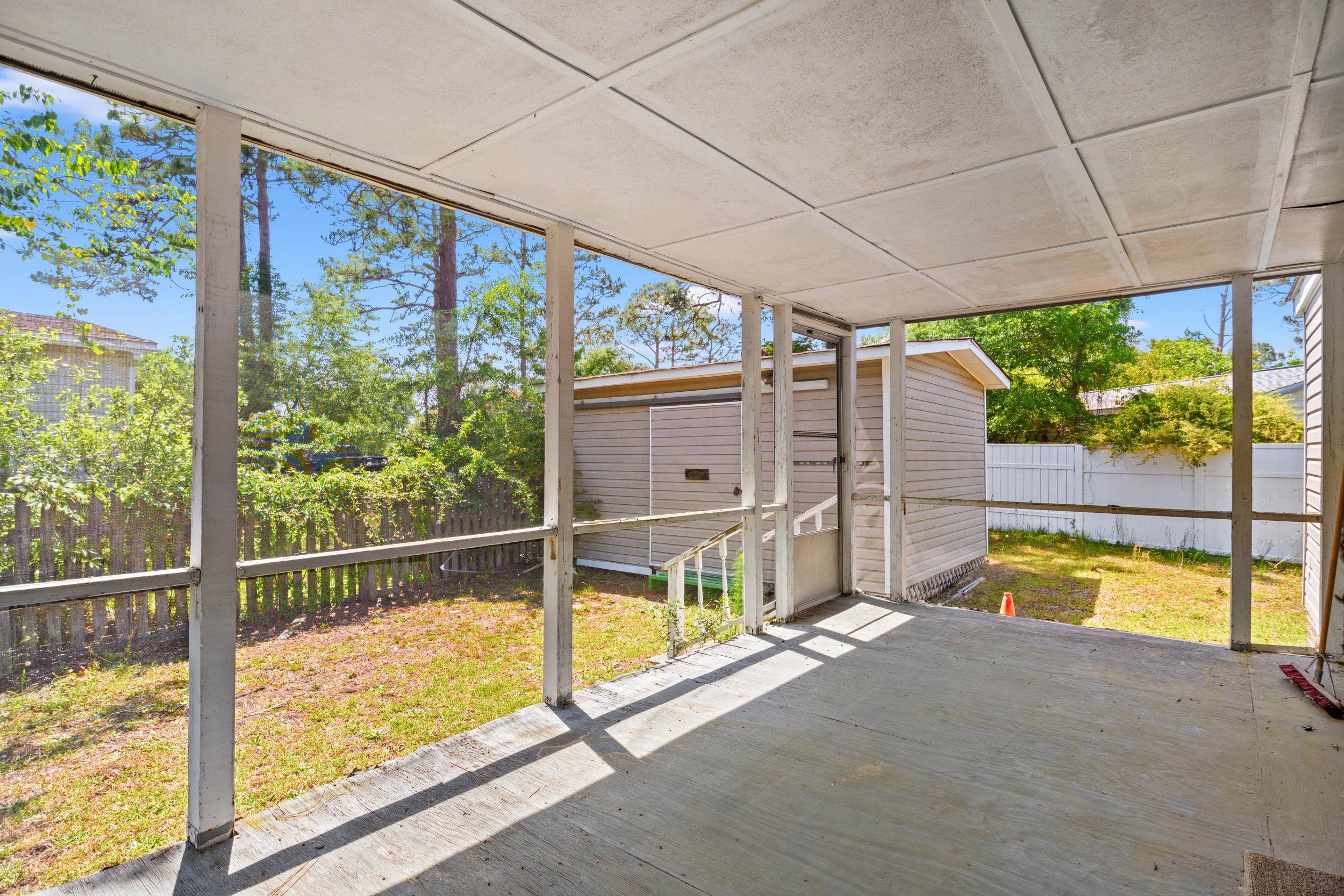 563 Plum Ct. Property Photo 27