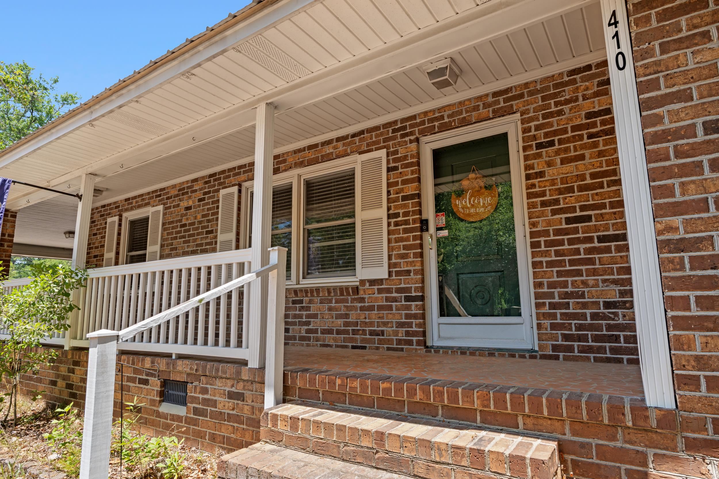 410 Paul St. Property Photo 2