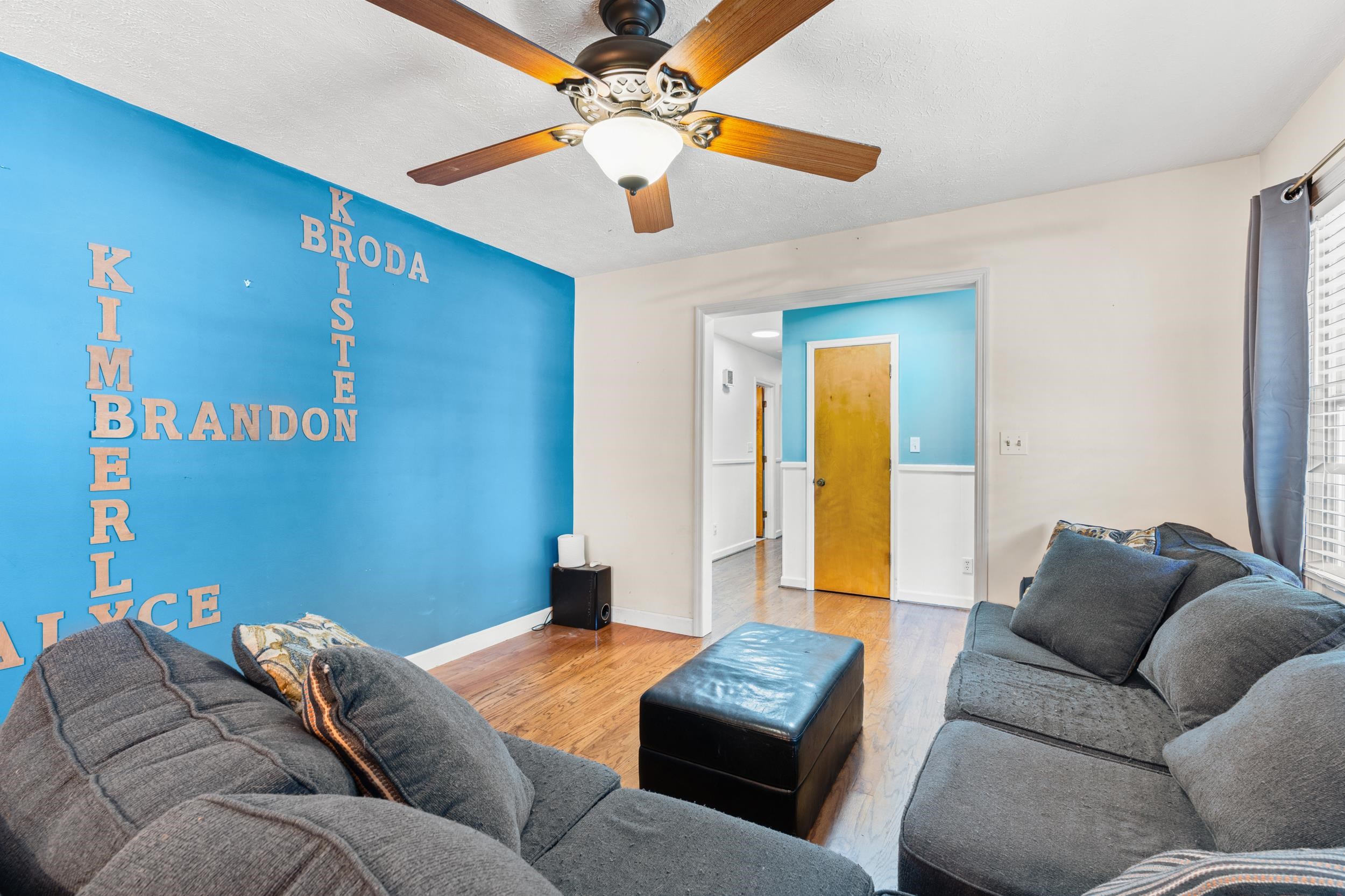 410 Paul St. Property Photo 5
