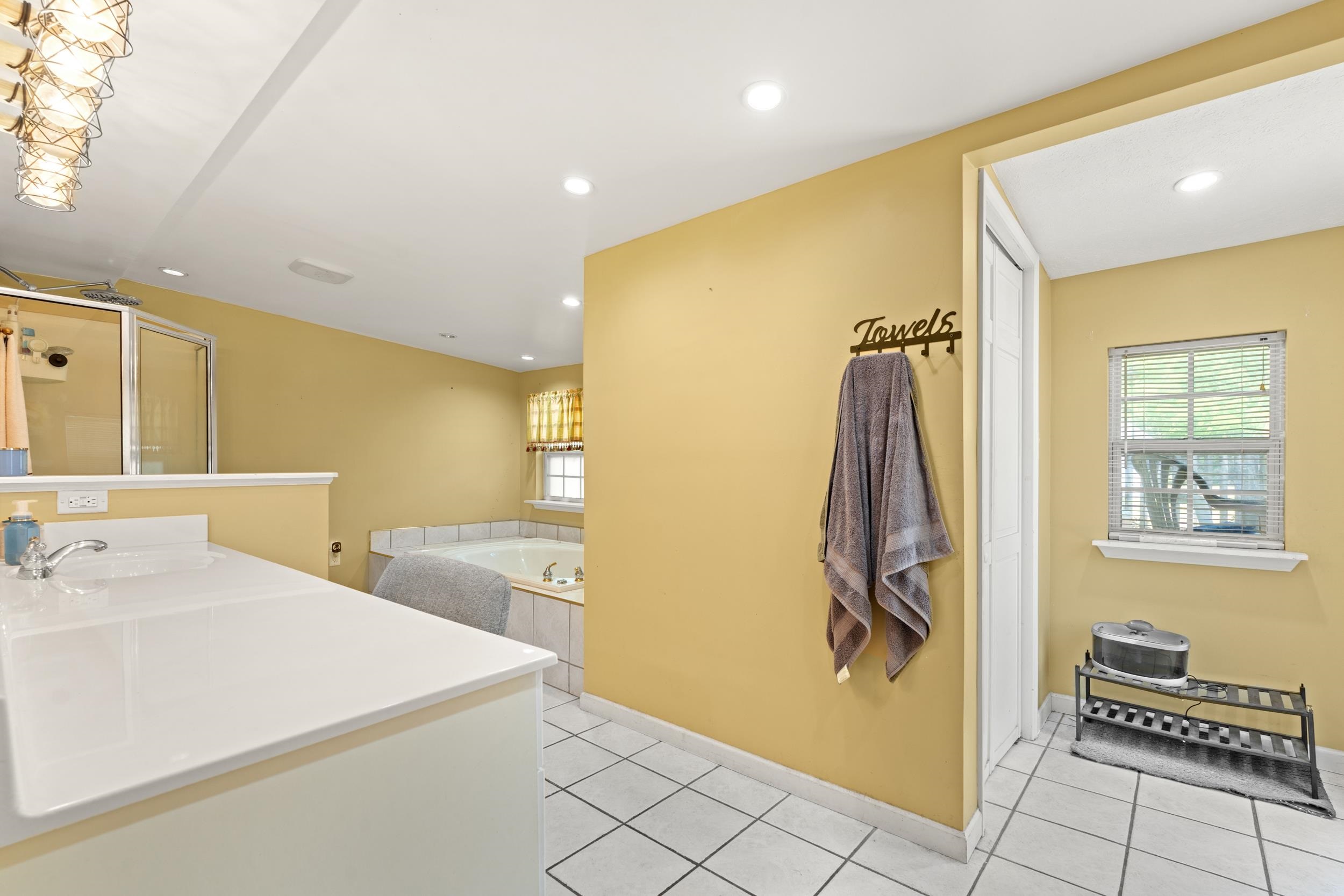 410 Paul St. Property Photo 23
