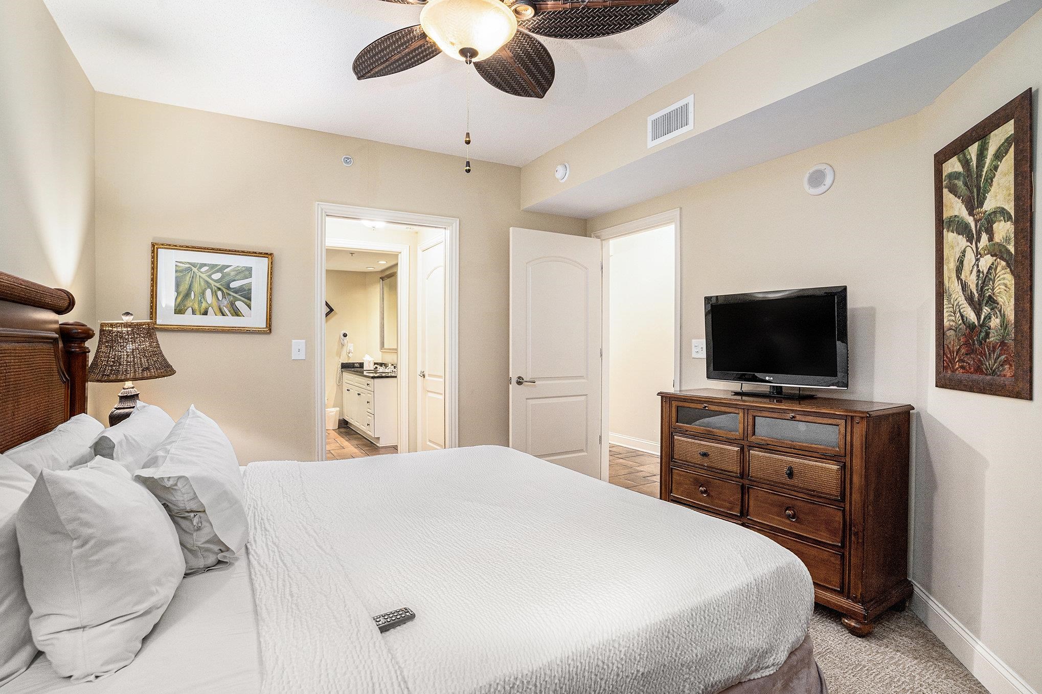 100 North Beach Blvd. Property Photo 15