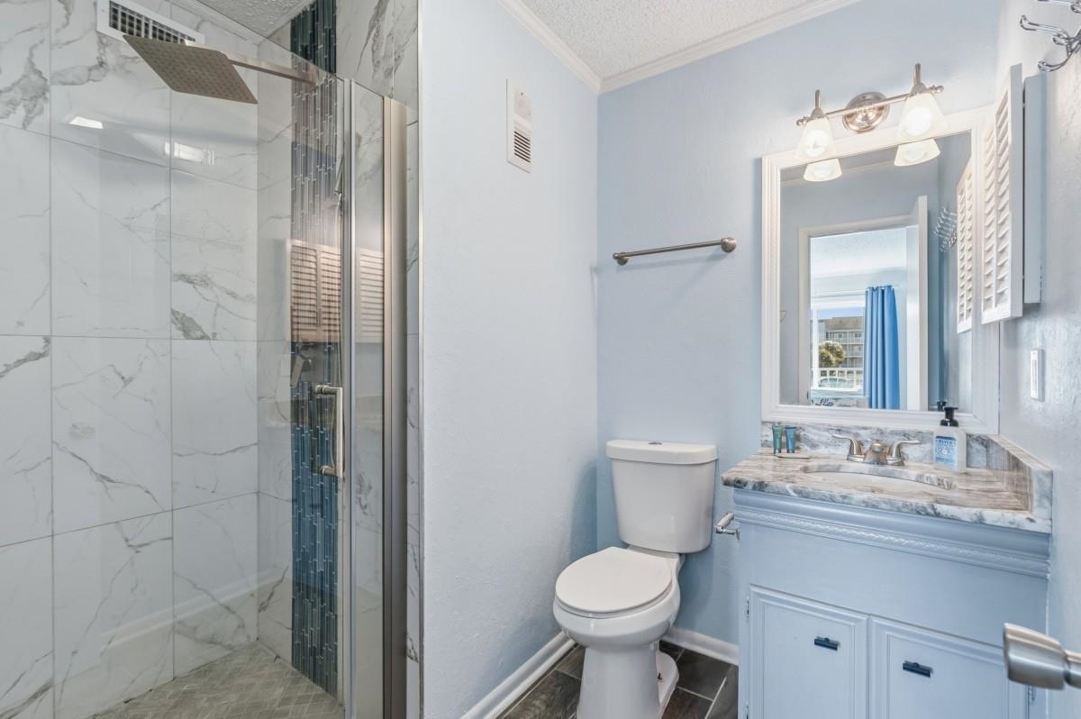 9581 Shore Dr. Property Photo 29