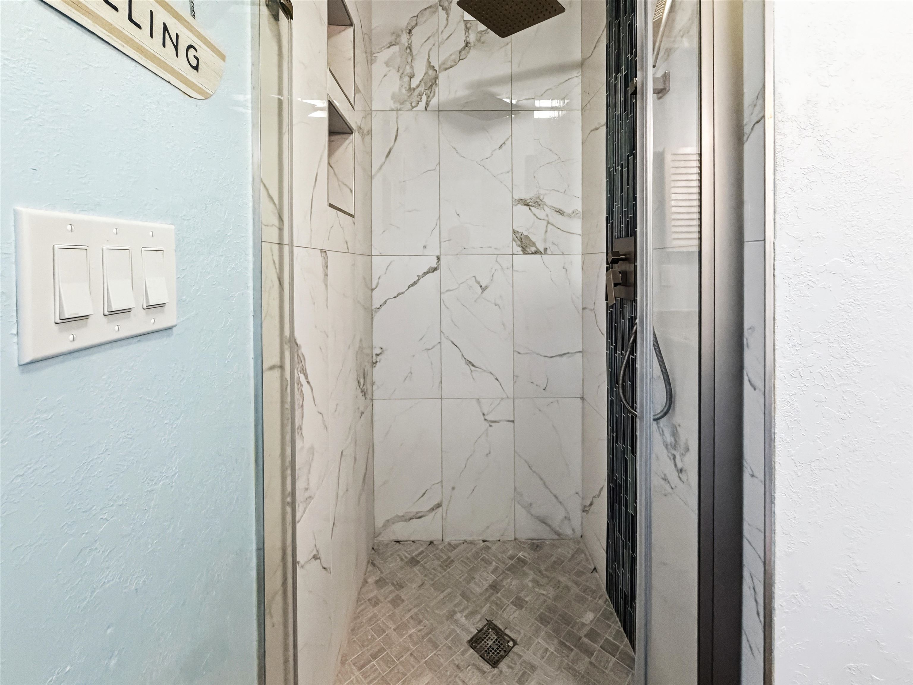 9581 Shore Dr. Property Photo 30