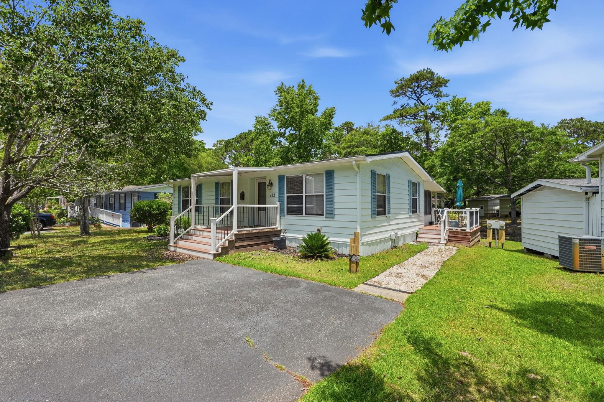 732 Raleigh Trail Property Photo 4