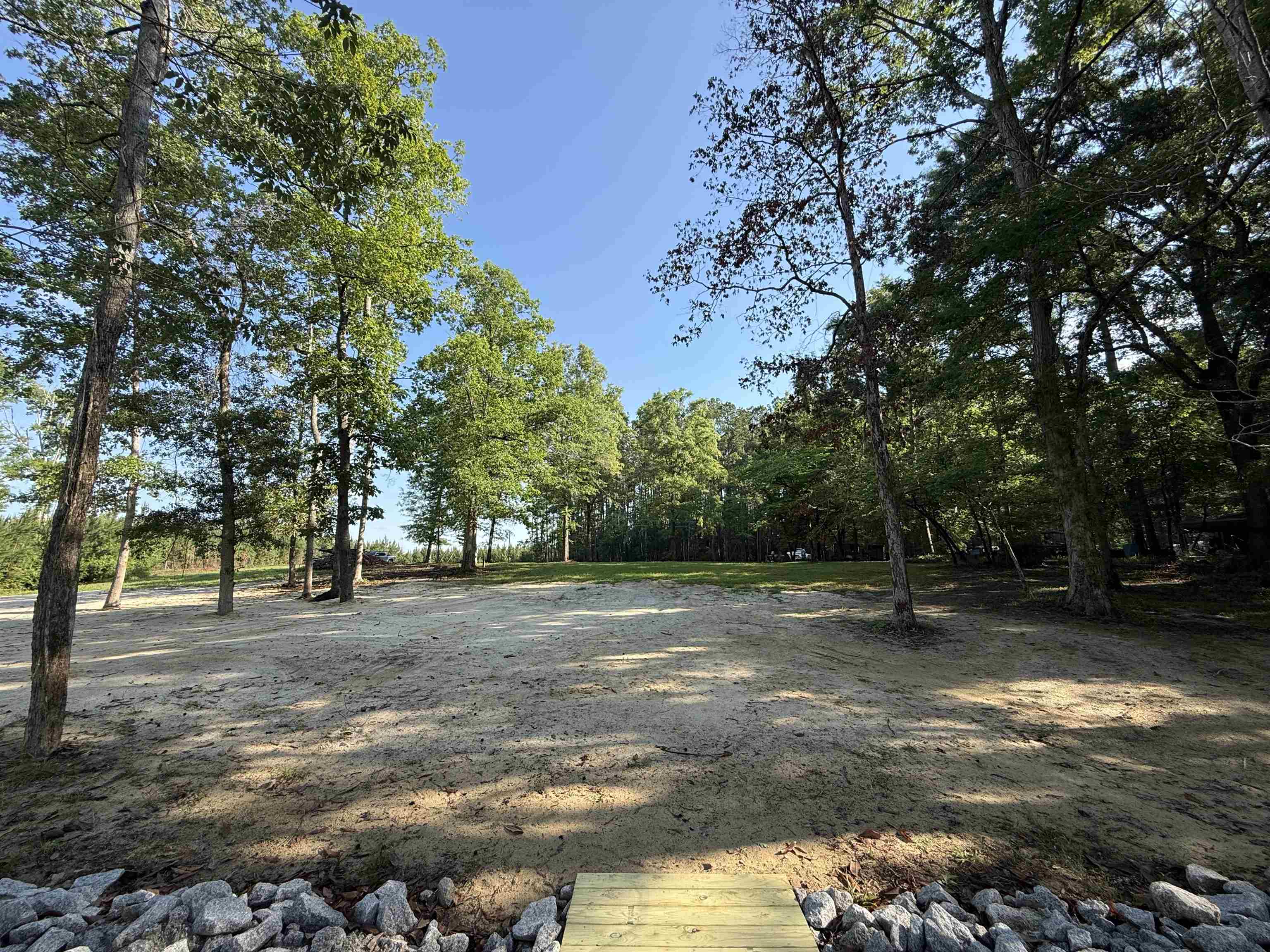 598 Comanche Dr. Property Photo 9