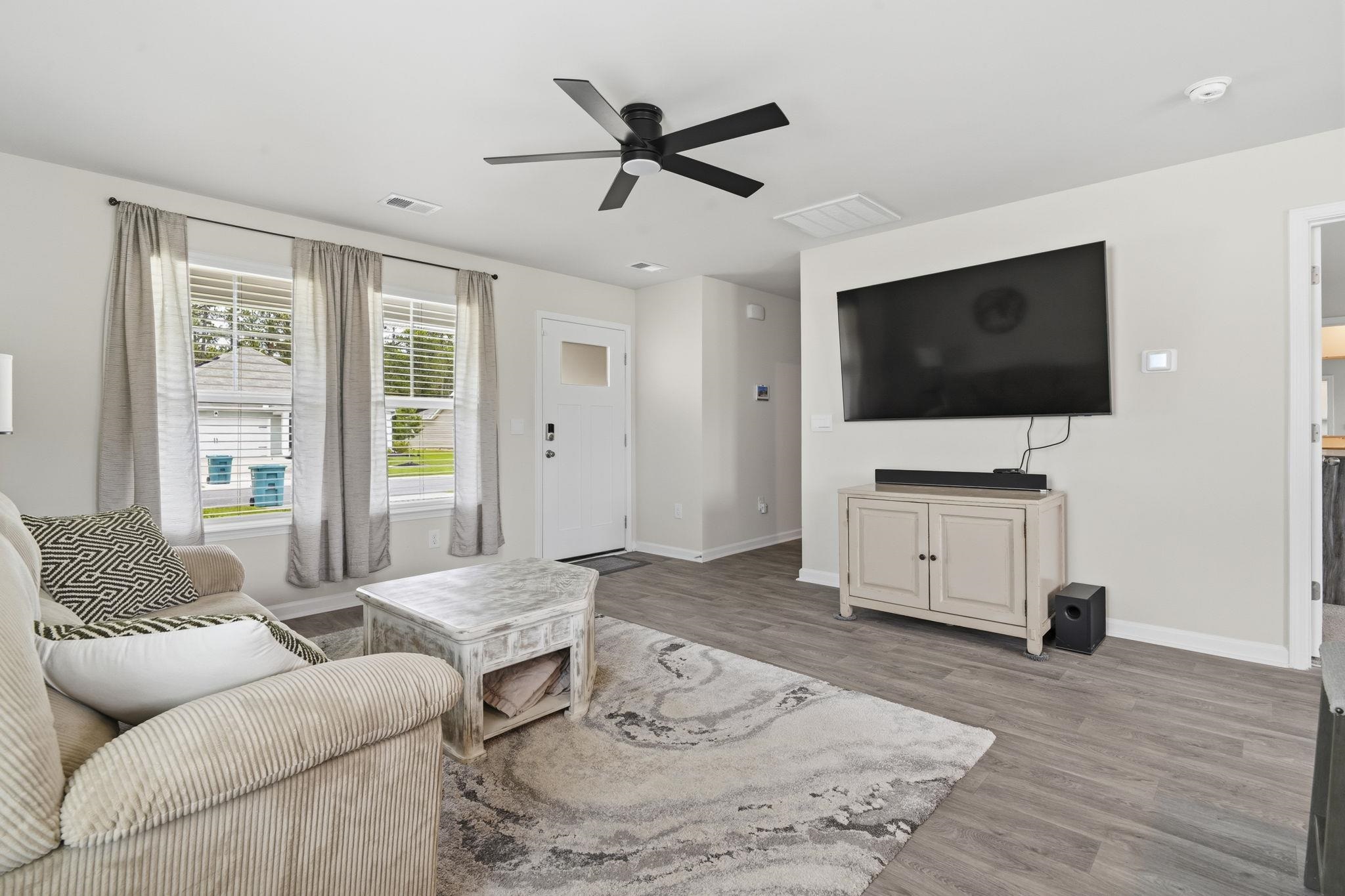 153 Teddy Bear Circle Property Photo 7