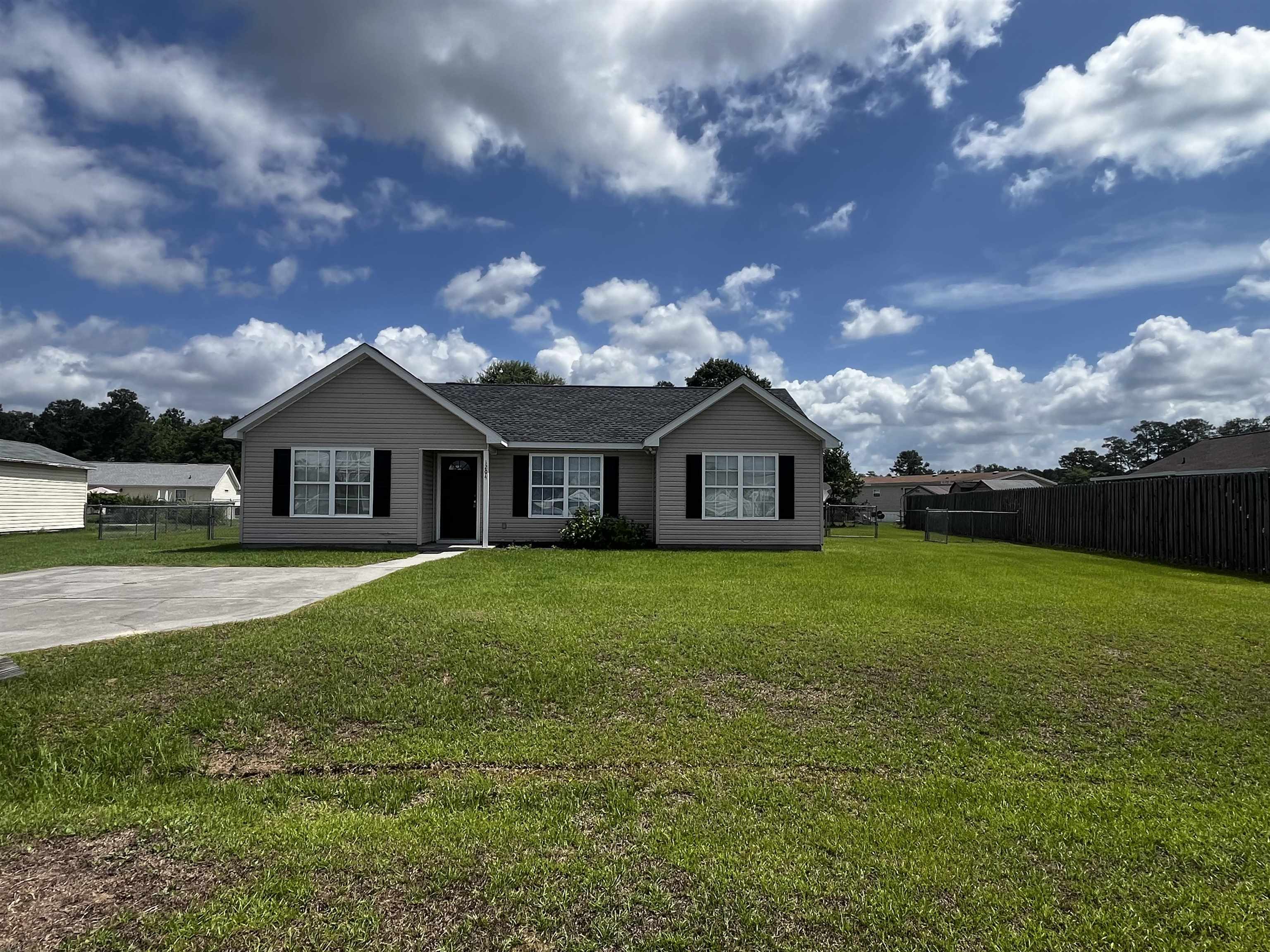 1204 Midvale Dr. Property Photo 1