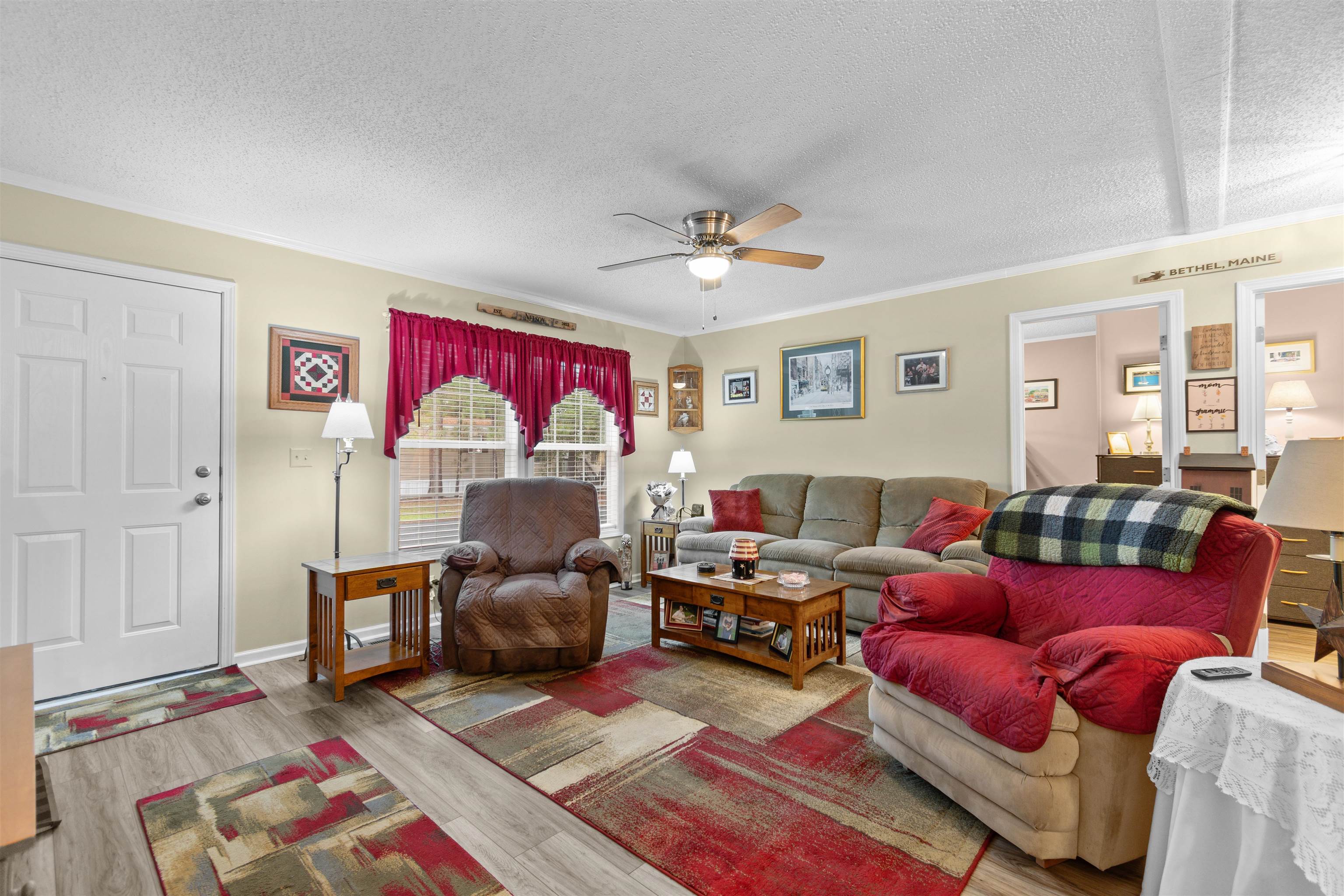978 Jamestown Rd. Property Photo 10