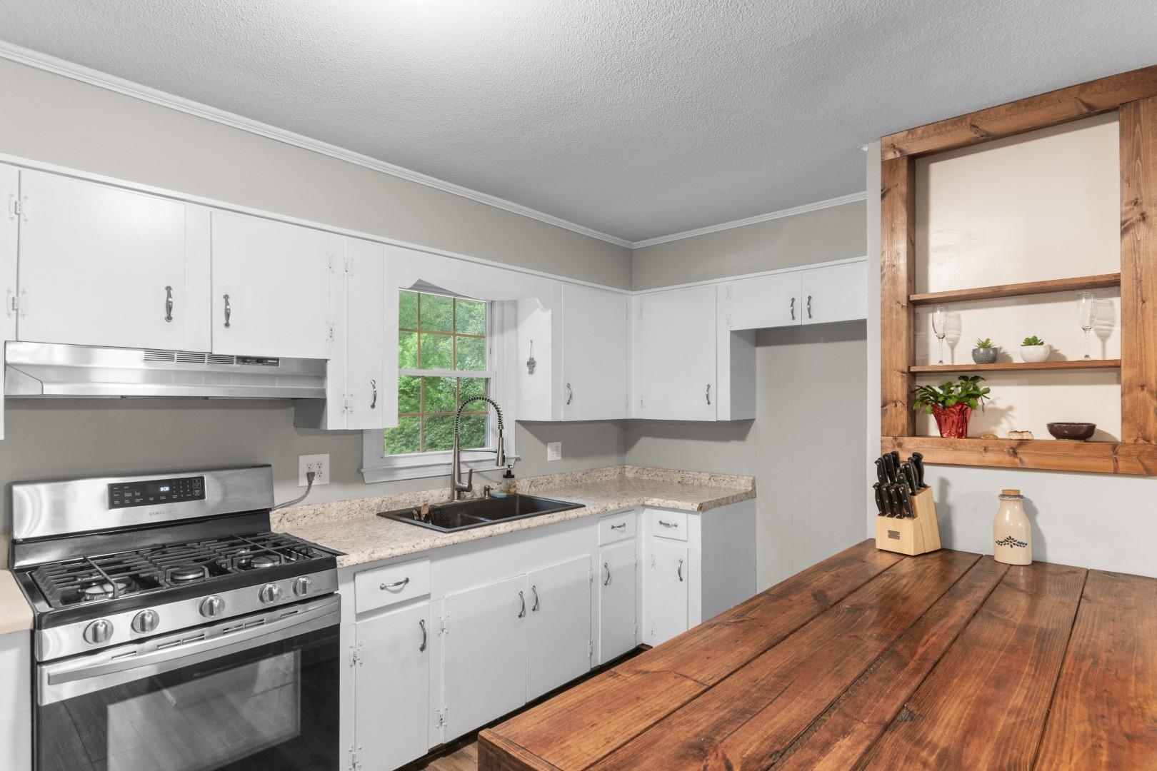 2240 Little Lamb Rd. Property Photo 6