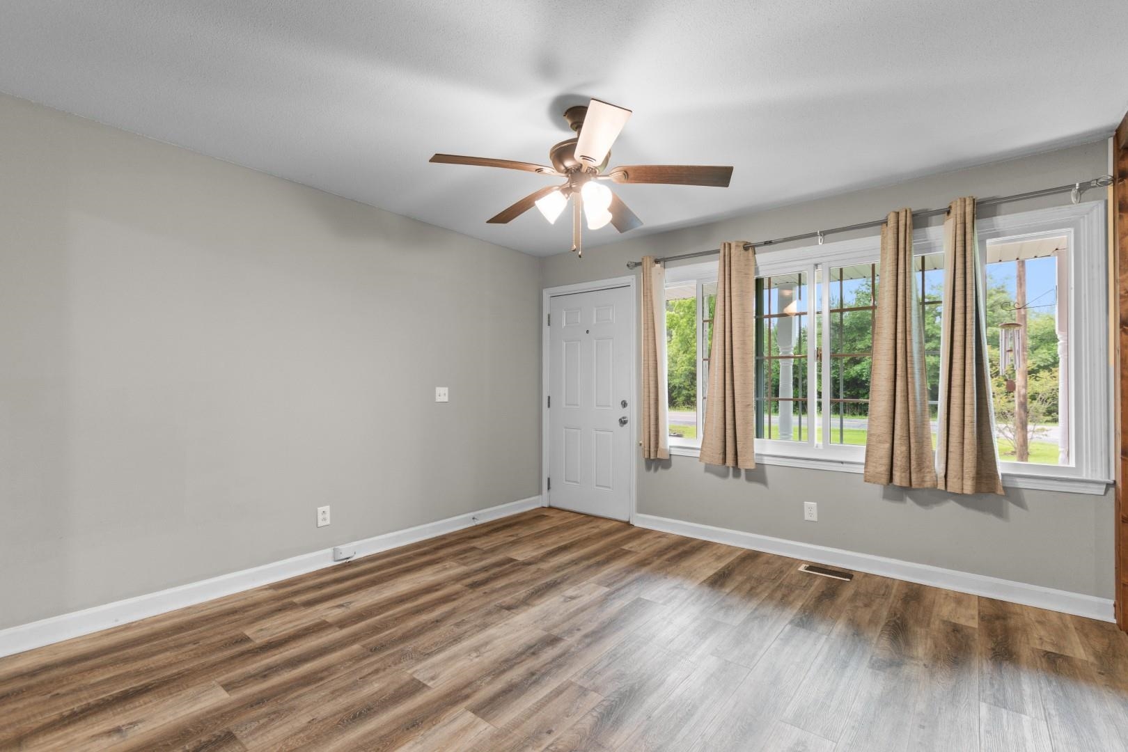 2240 Little Lamb Rd. Property Photo 12