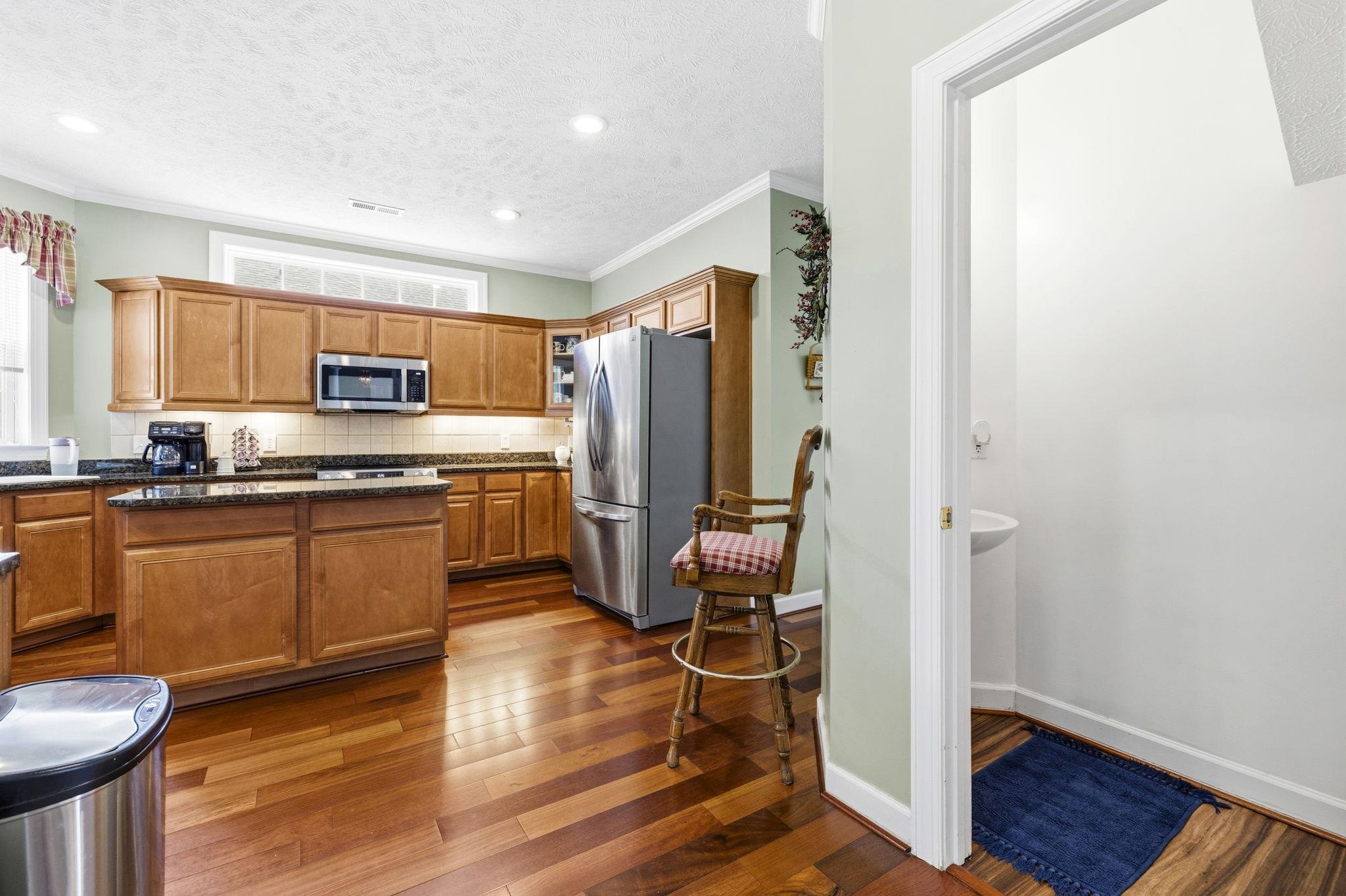 109 Wicklow Dr. Property Photo 18