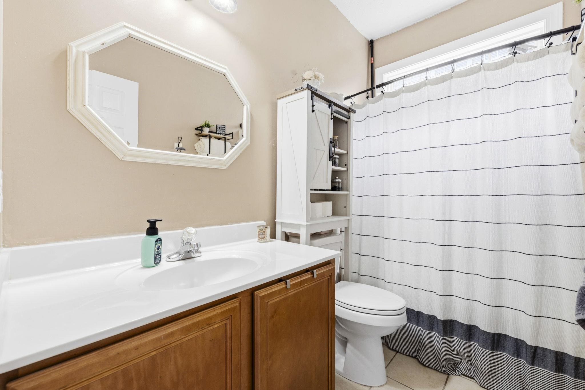 109 Wicklow Dr. Property Photo 26