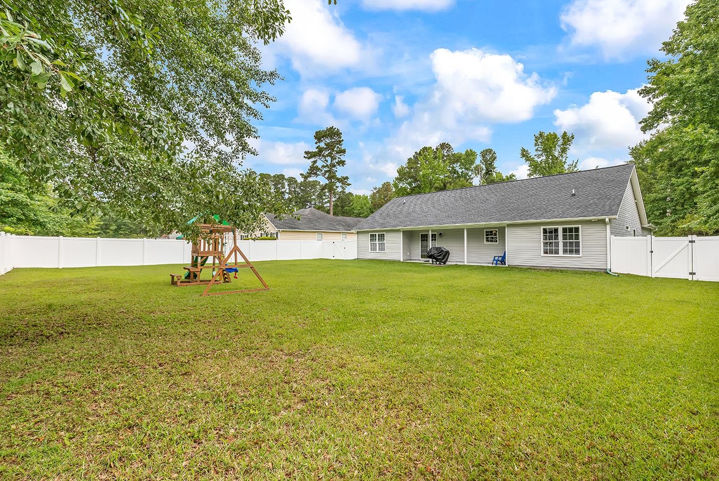 5630 Dinkler Ave. Property Photo 4