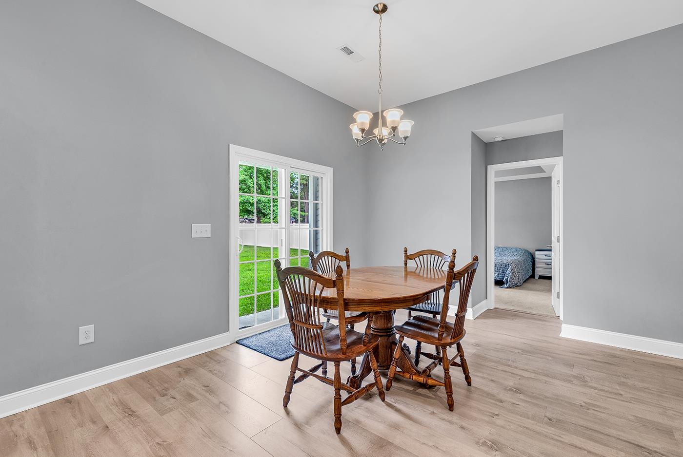 5630 Dinkler Ave. Property Photo 11