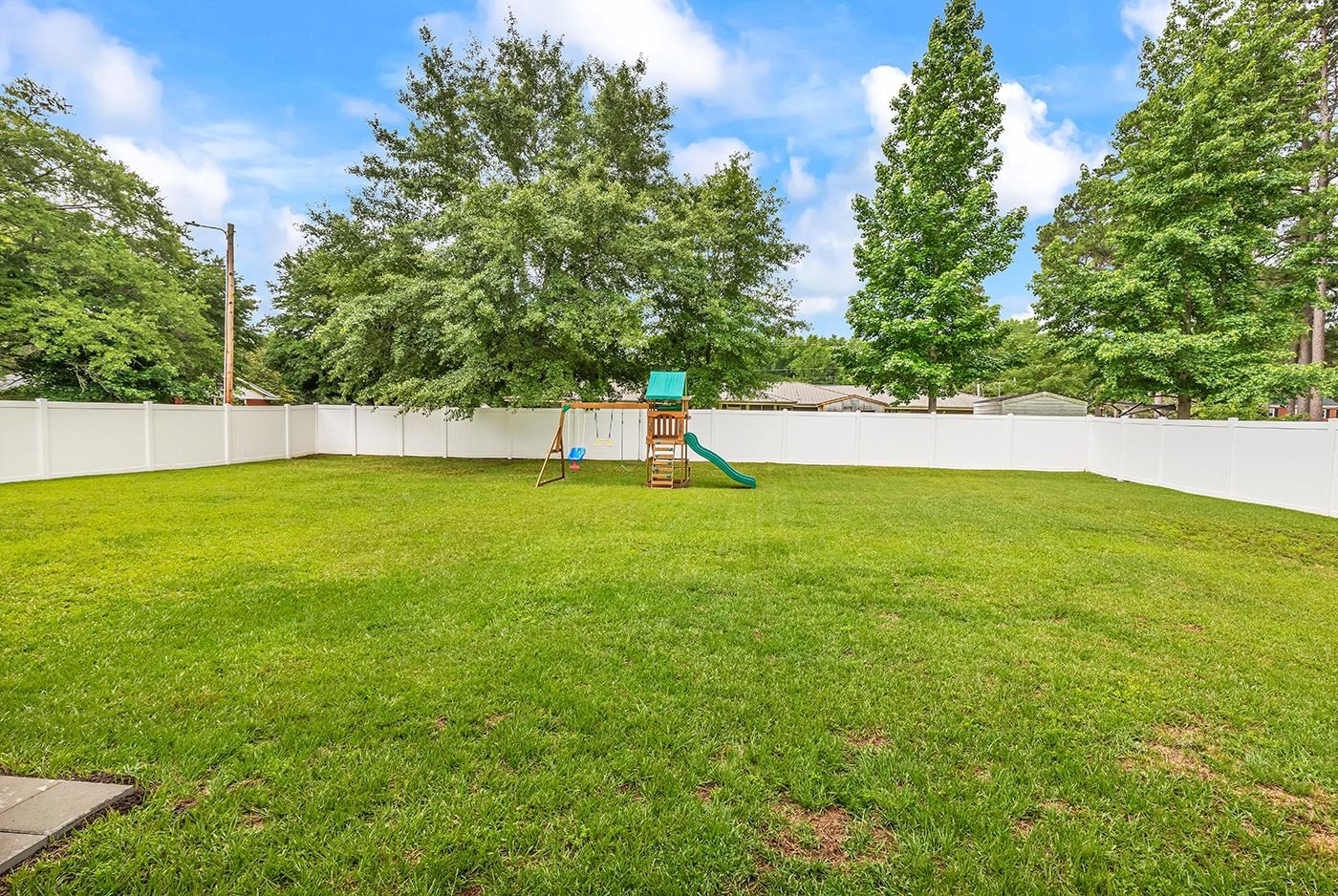 5630 Dinkler Ave. Property Photo 38